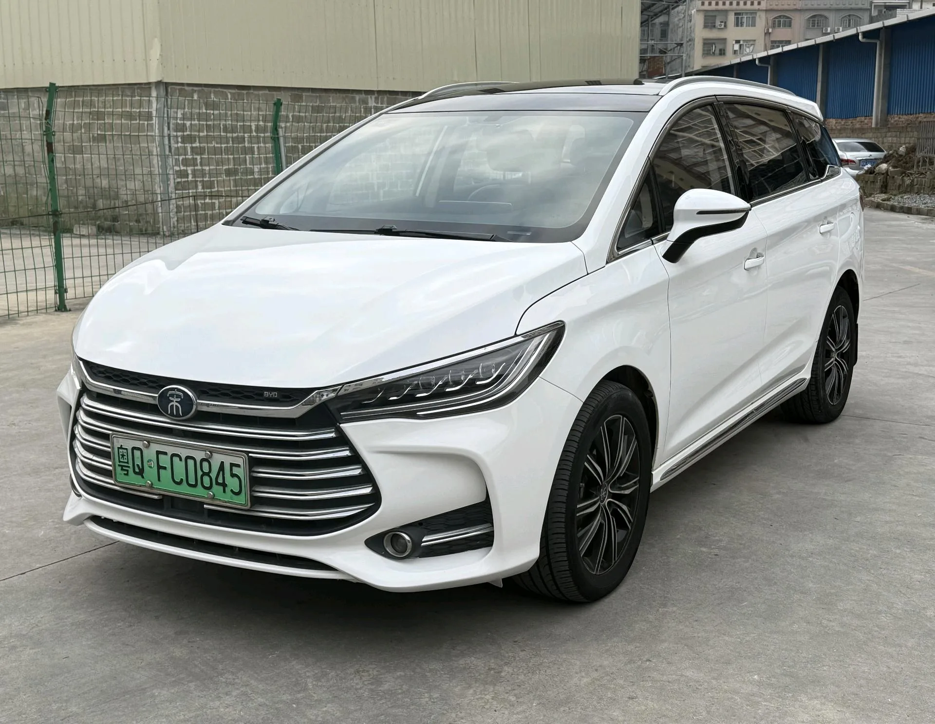 Song MAX New Energy 2019 Model Year DM 1.5T Smart Connect Enjoy Edition, 7-Seater, National V
