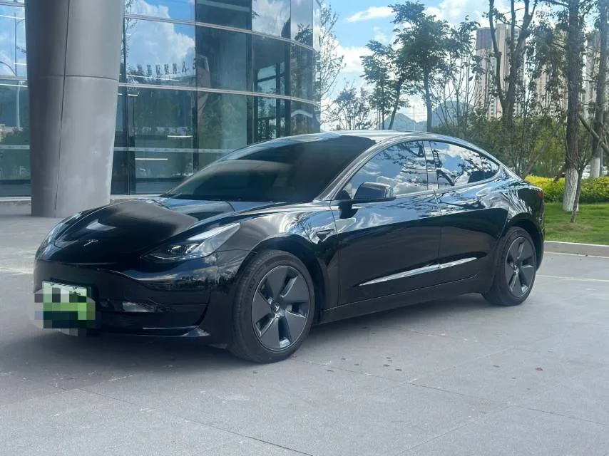 Model 3 2022 Rear-Wheel Drive