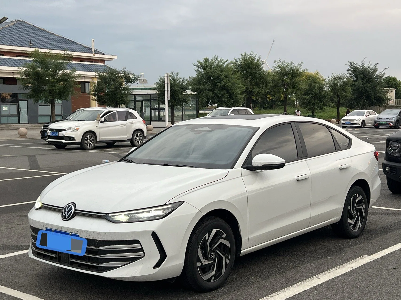 Volkswagen 2026 Lavida Pro 1.5TSI 300TSI Six Million Edition Automatic