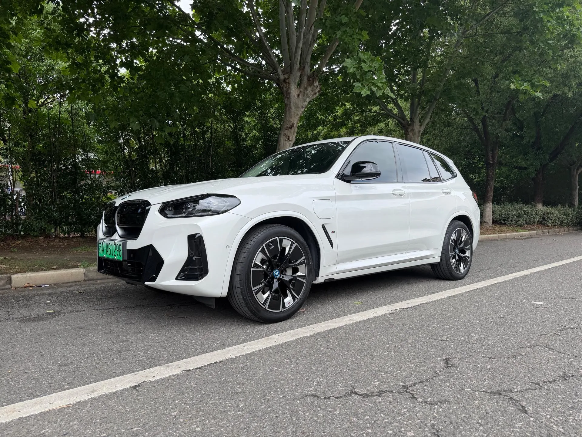 BMW iX3 2022 Leading Edition