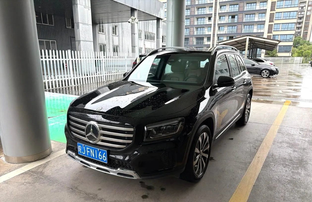 Mercedes-Benz 2025 GLB 220 48V 2.0T Fashion Edition Automatic
