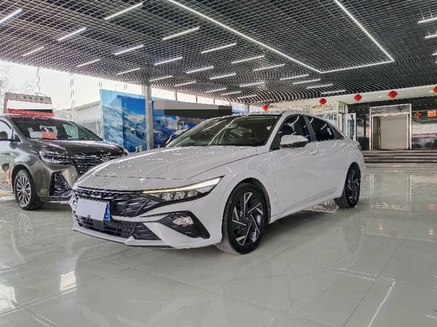 Hyundai Elantra 2022 1.5L CVT GLX Elite Edition