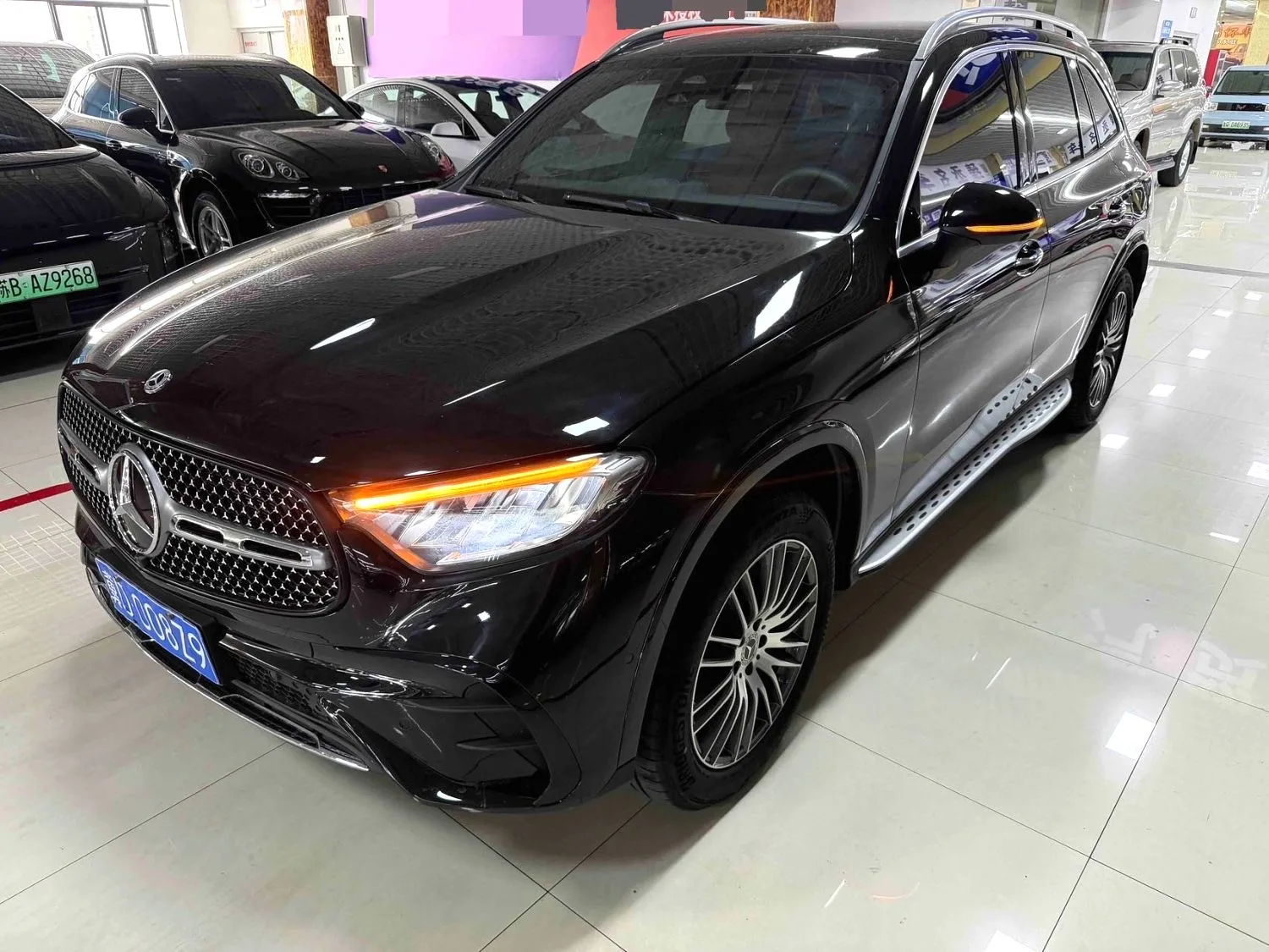 Mercedes-Benz 2025 GLC 300 L 4MATIC 48V 2.0T Dynamic 5-seater Automatic