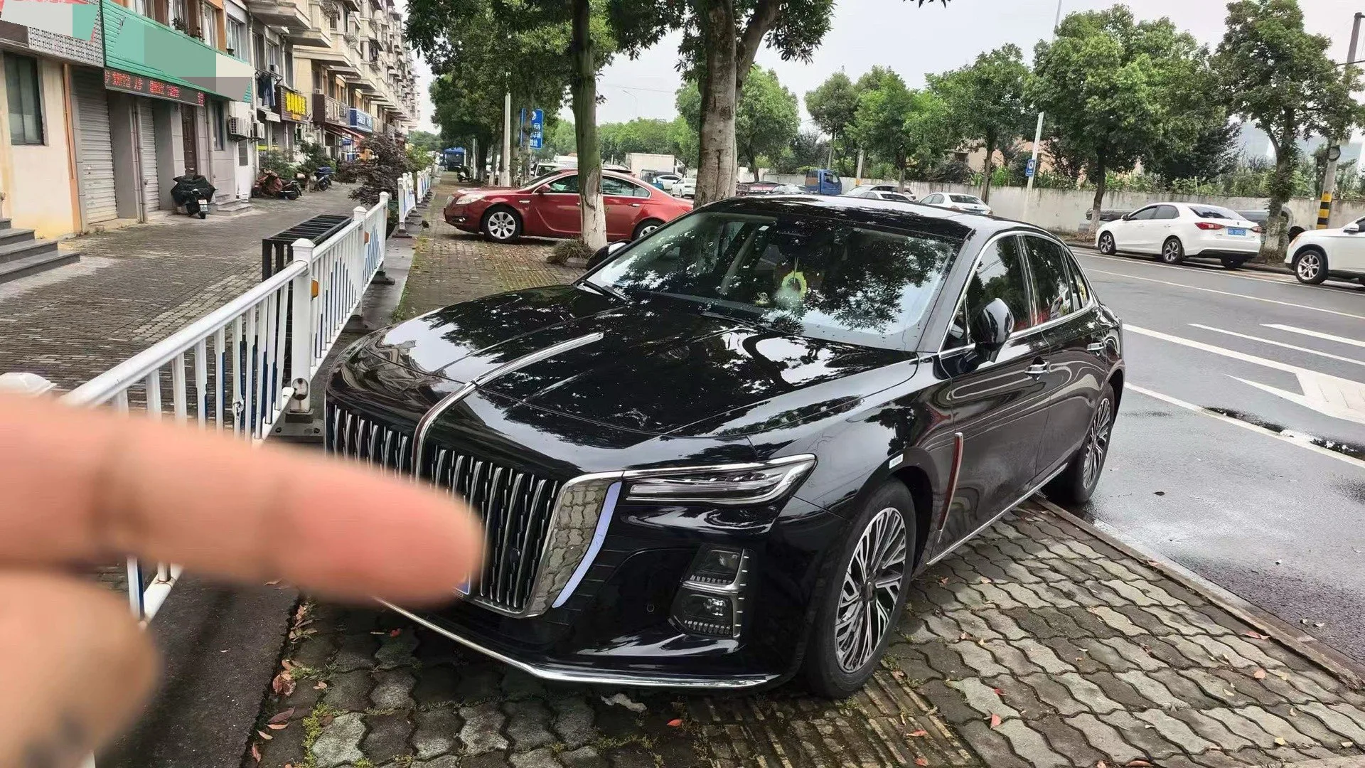 Hongqi 2025 H5 2.0T Flagship 500,000th Unit Commemorative Edition Automatic Transmission