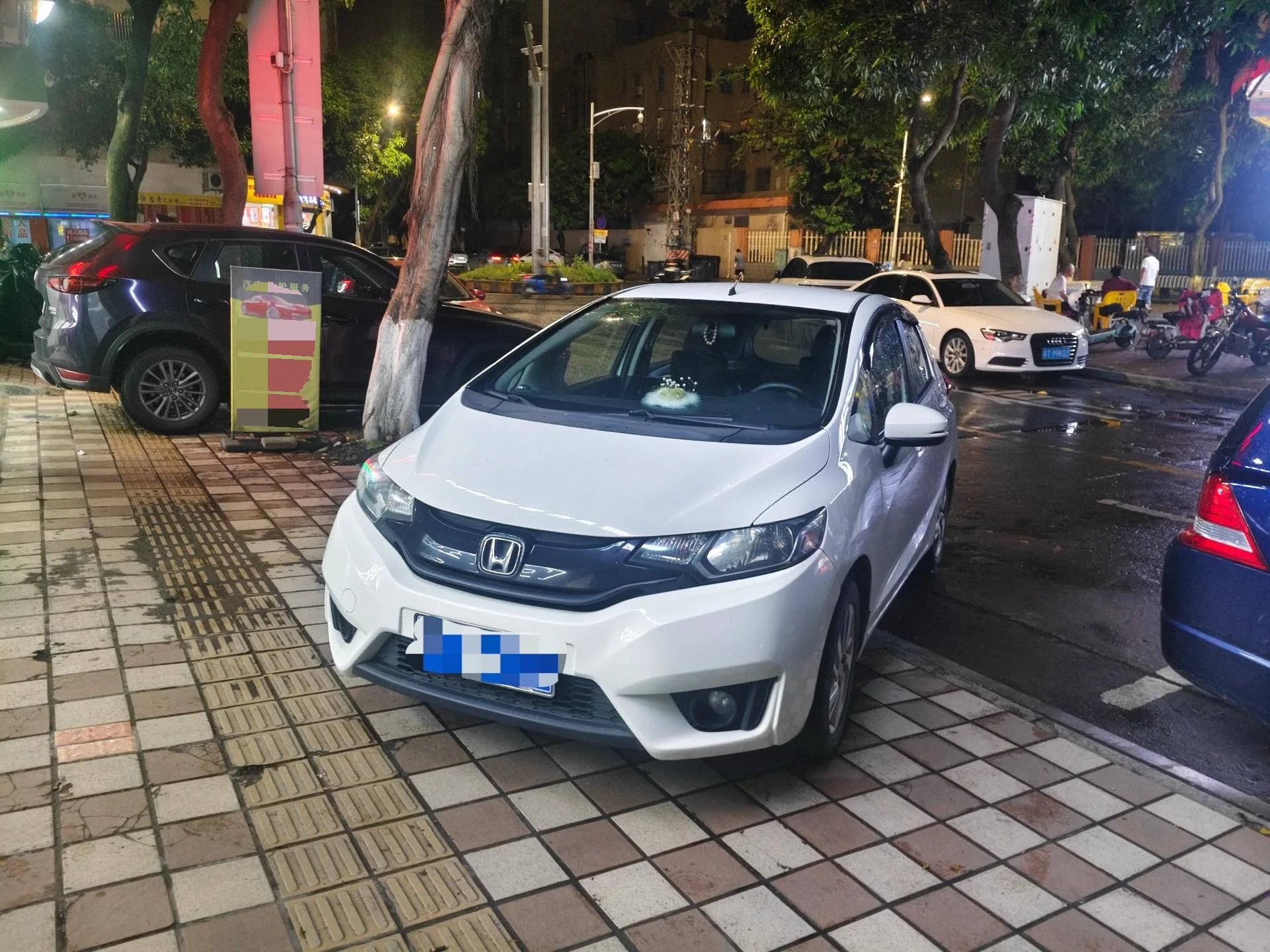 2016 Honda Fit 1.5L SE CVT Style