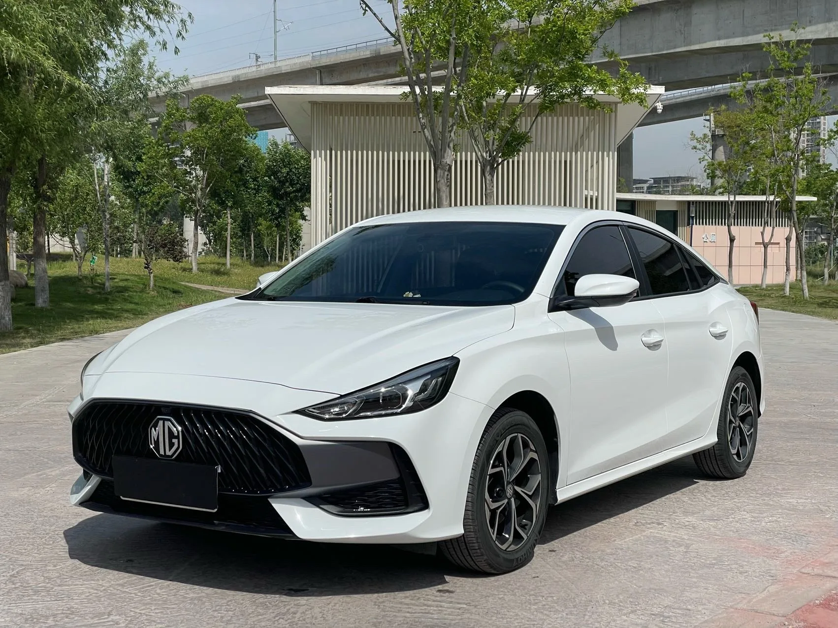 2023 MG5 1.5 180DVVT Youth Style Edition (Manual Transmission)