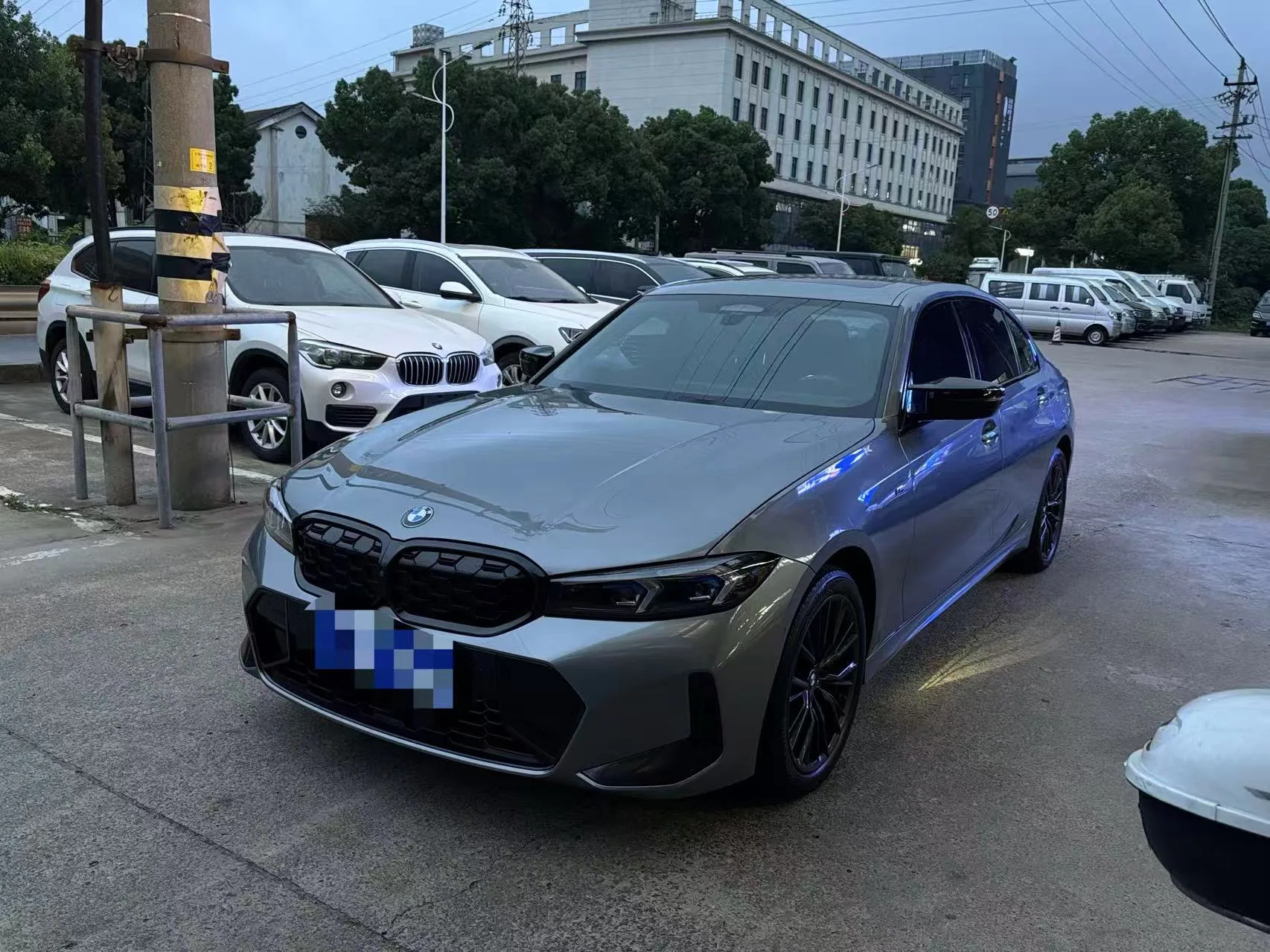 2023 BMW 3 Series 330Li M Sport Shadow Edition