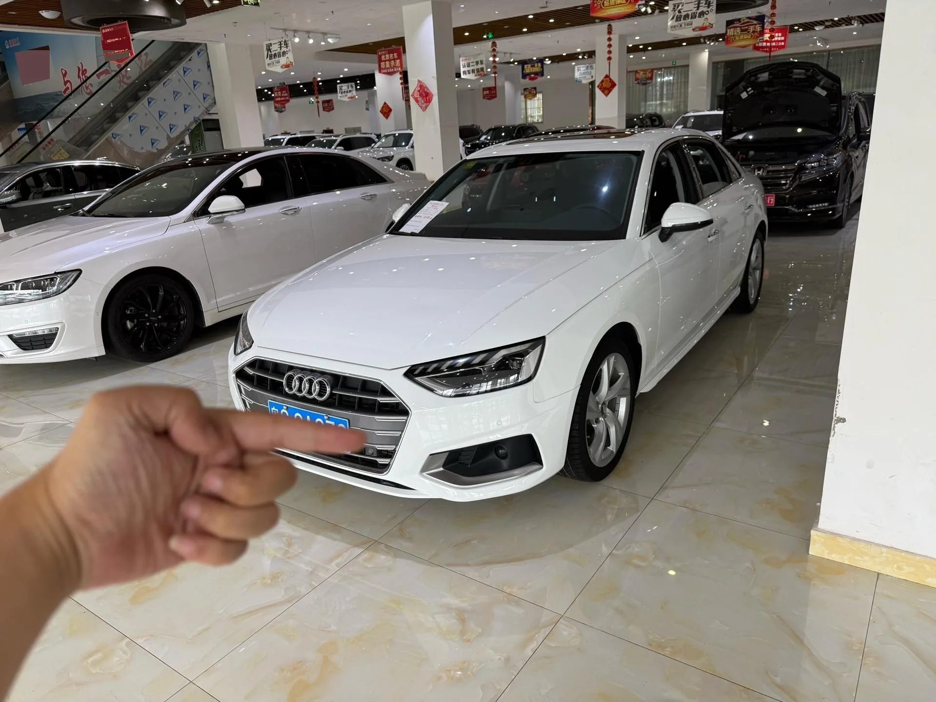 Audi A4L 2022 40 TFSI Fashion Dynamic Edition