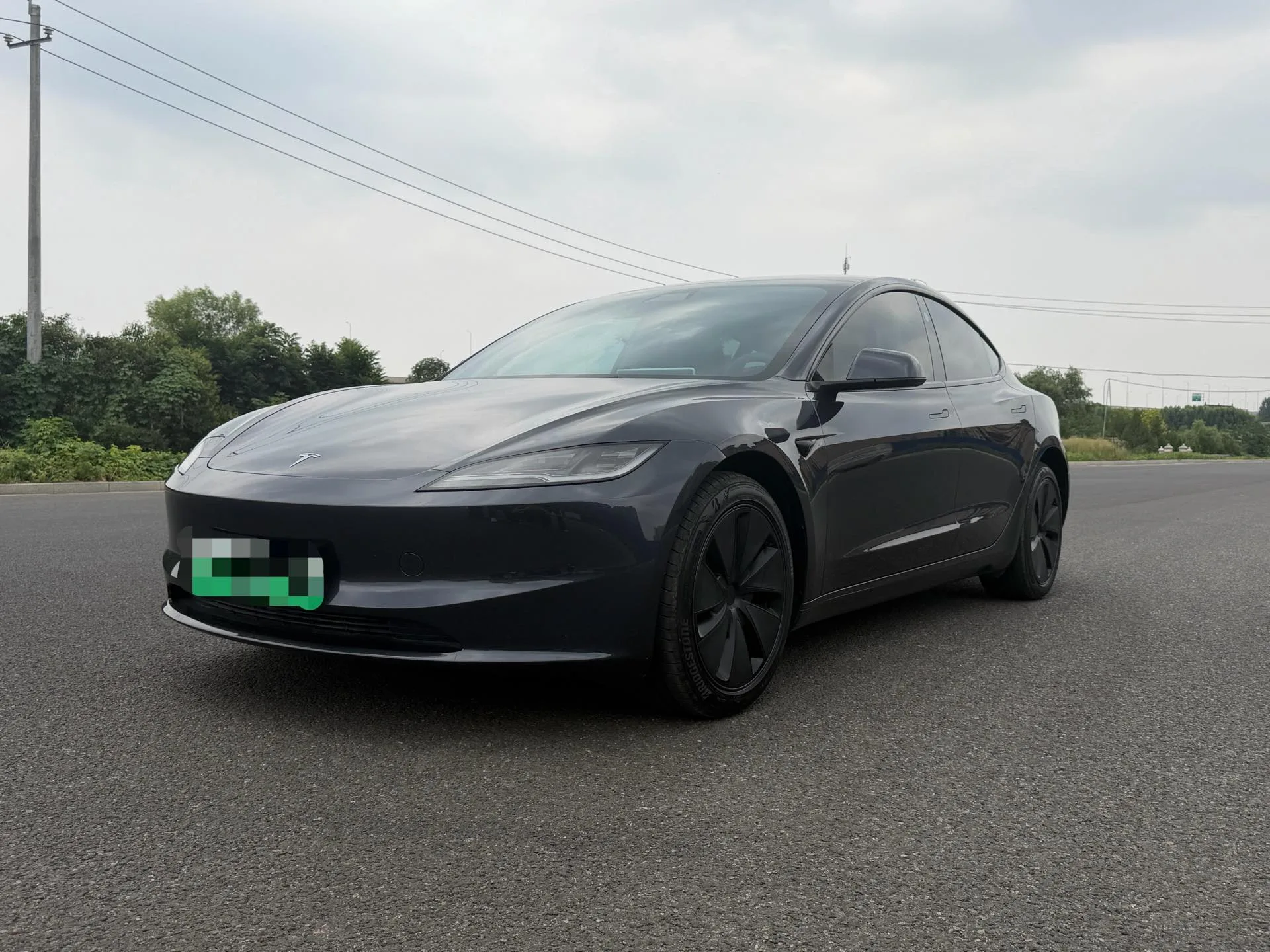 Tesla 2025 Model 3 Rear-Wheel Drive Automatic