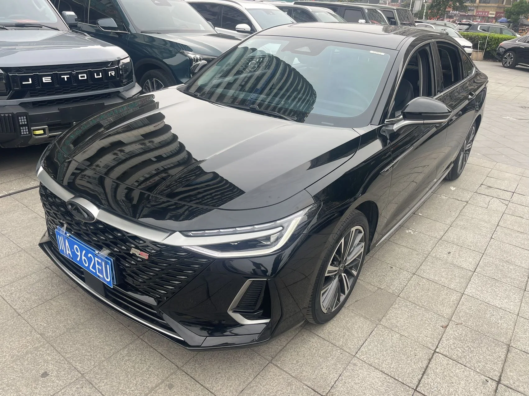 Arize 8 2022 Model Year 1.6T DCT Yi