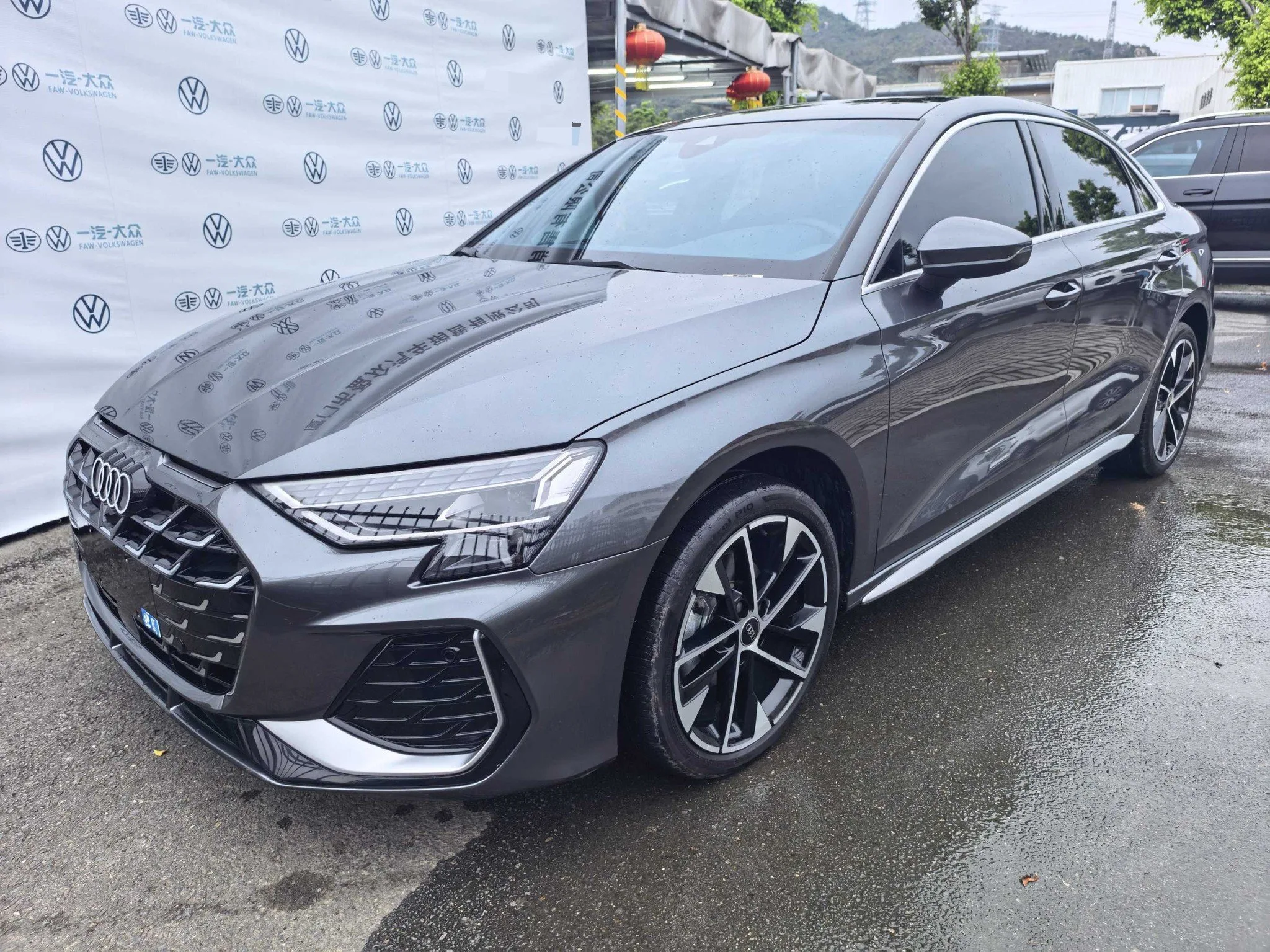 Audi 2025 A3L Limousine 1.5TFSI 35TFSI Flying Spur Luxury Automatic