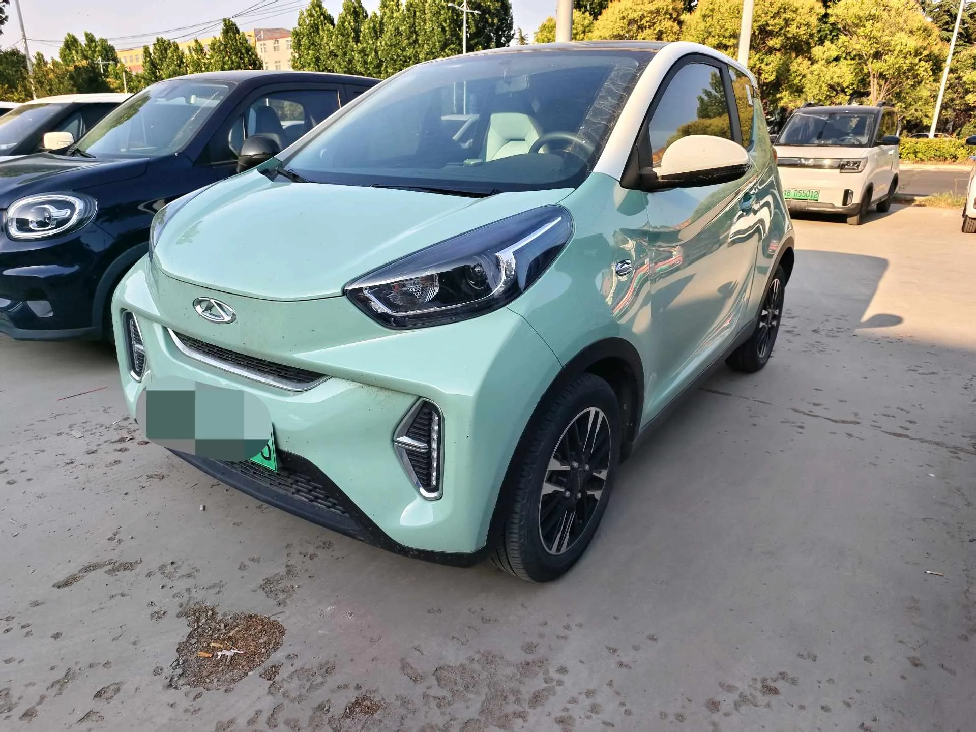 Ant 2022 Facelift, Sweet Pink, Semi-Sugar Edition, Ternary Lithium, 30.6 kWh, 30 kW, 301 km