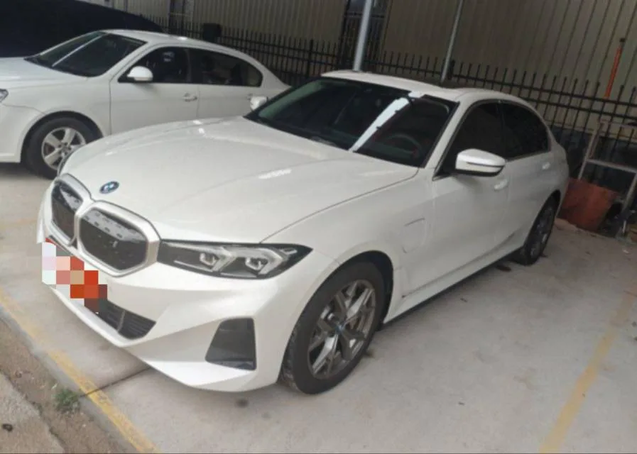 BMW 2024 i3 eDrive 35L Automatic