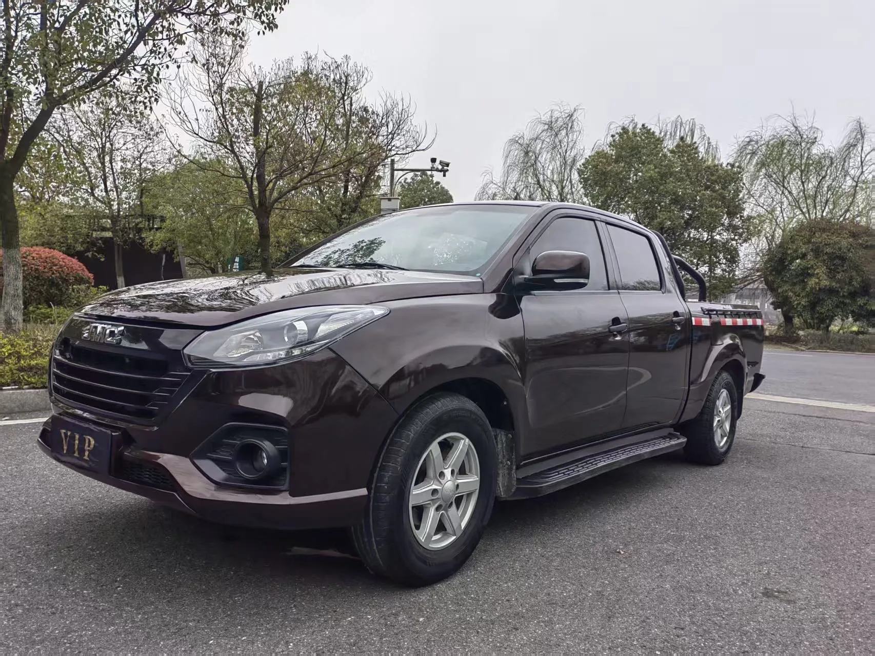 JMC 2022 Baodian 2.5T 4WD Premium Edition (Long Wheelbase) Manual Transmission