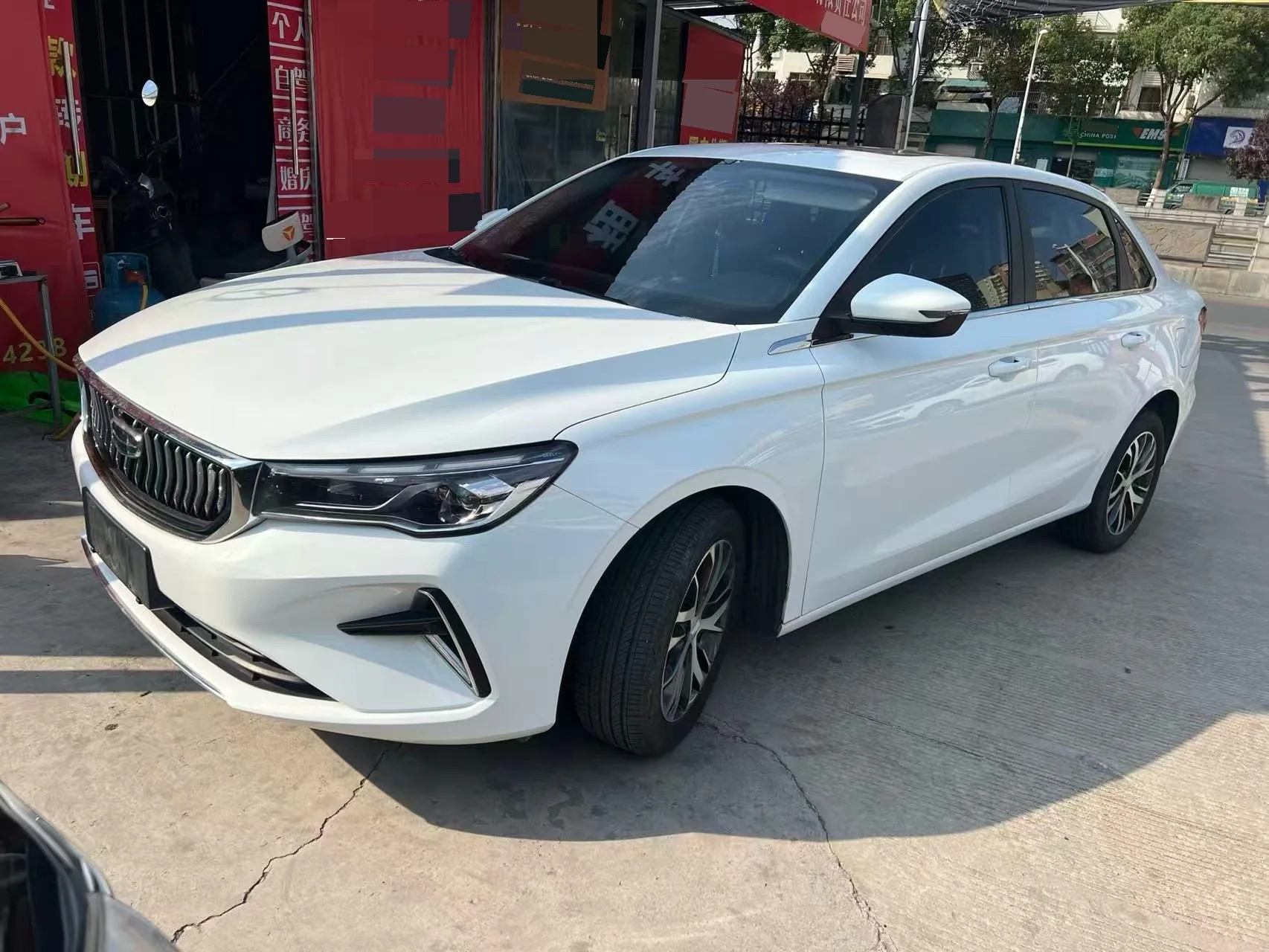 Geely 2022 Emgrand Sedan 1.5 Luxury Manual Transmission