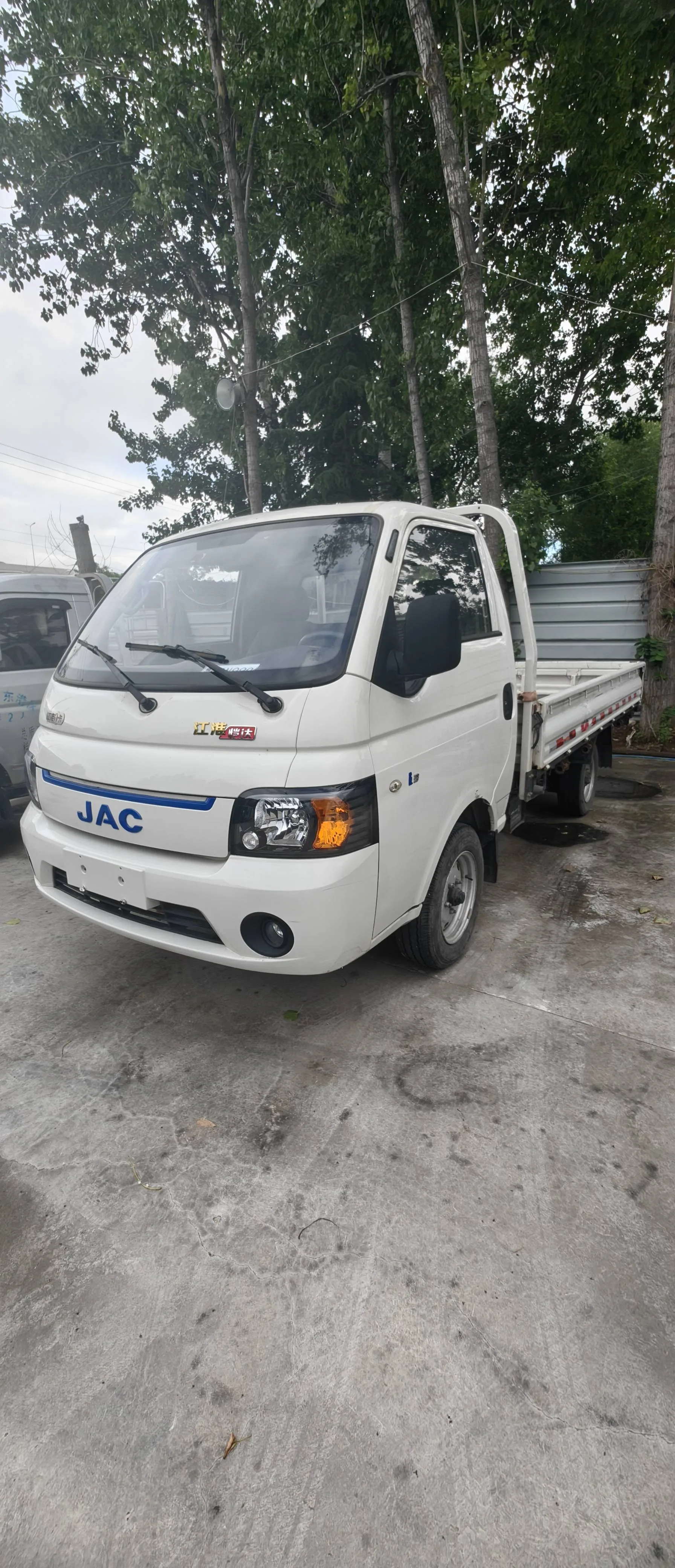 JAC 2023 Shuailing i3 3.2T 3.5m Single-Row Pure Electric Van with 41.86kWh Automatic Transmission