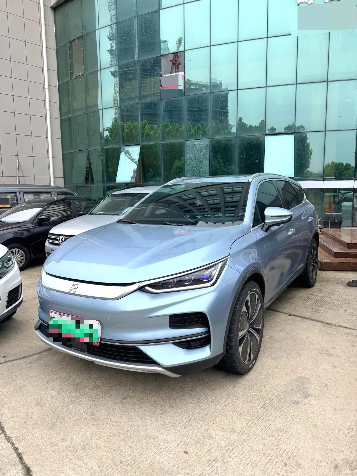 BYD Tang New Energy 2024 Tang EV Champion Edition 635KM Four-Wheel Drive Flagship Automatic Transmission