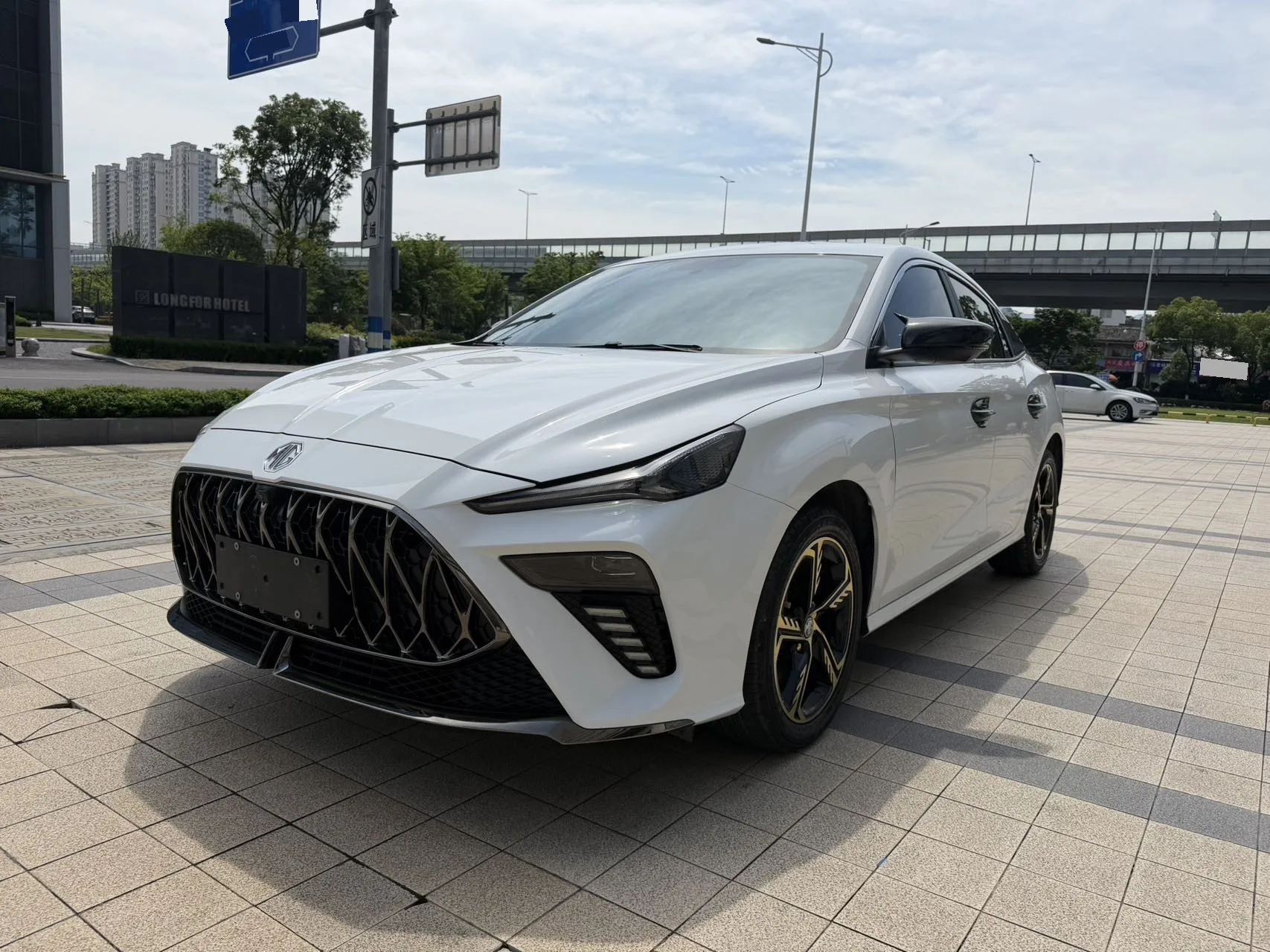 MG5 Scorpio 2022 1.5T Trophy Sport Luxury Edition
