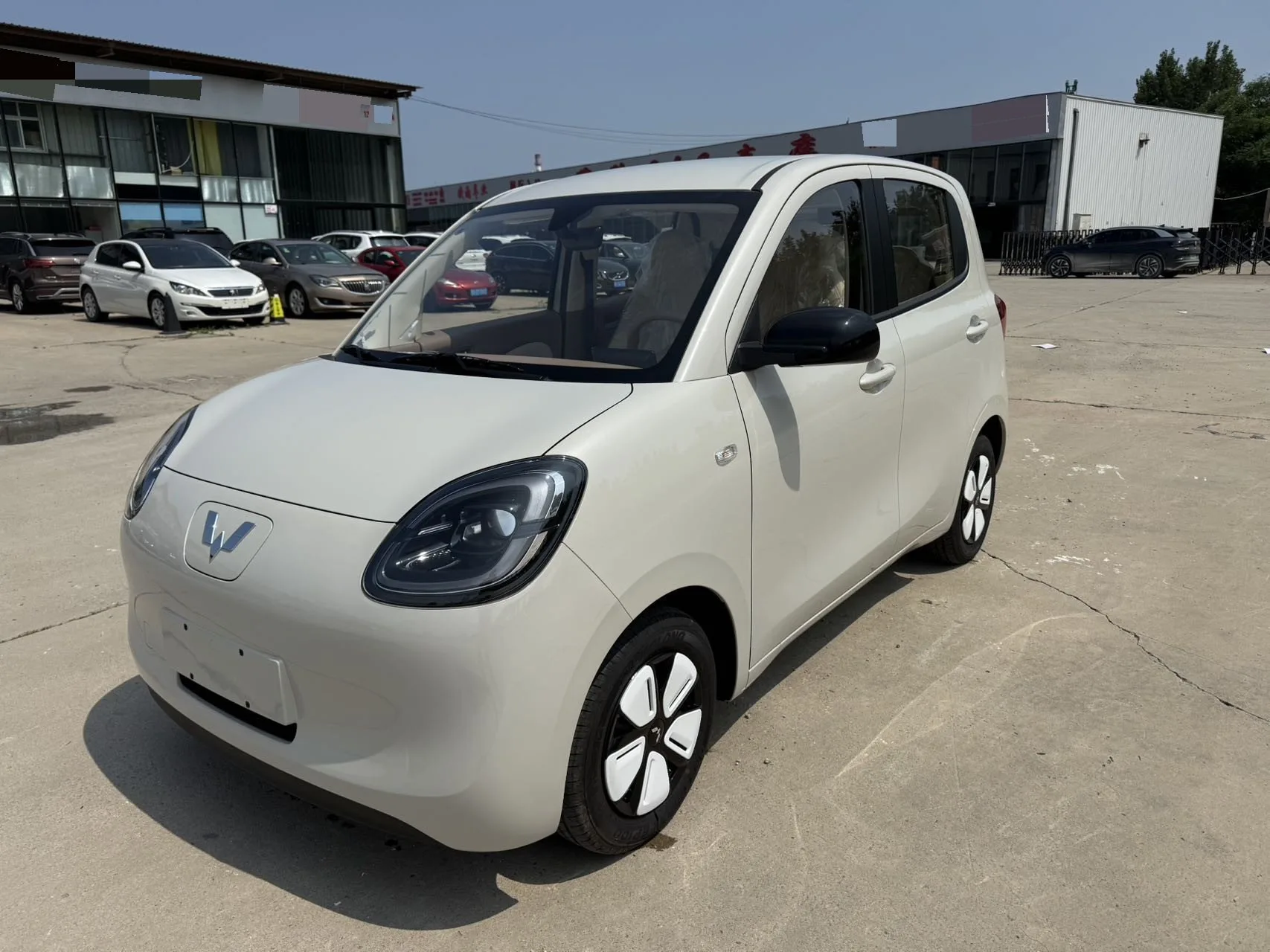 Wuling 2025 Hongguang MINI EV Four-Door Premium Edition Automatic