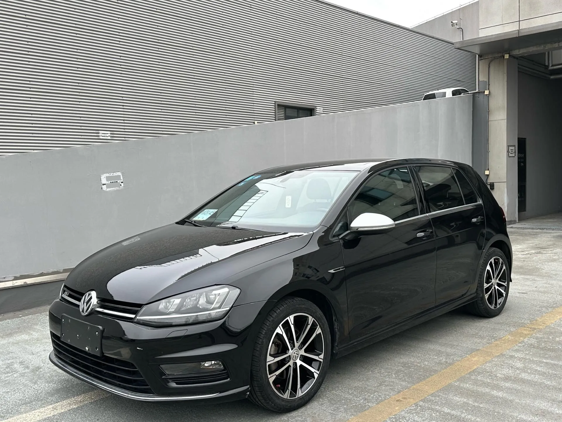 2016 Golf 1.4TSI Automatic R-Line