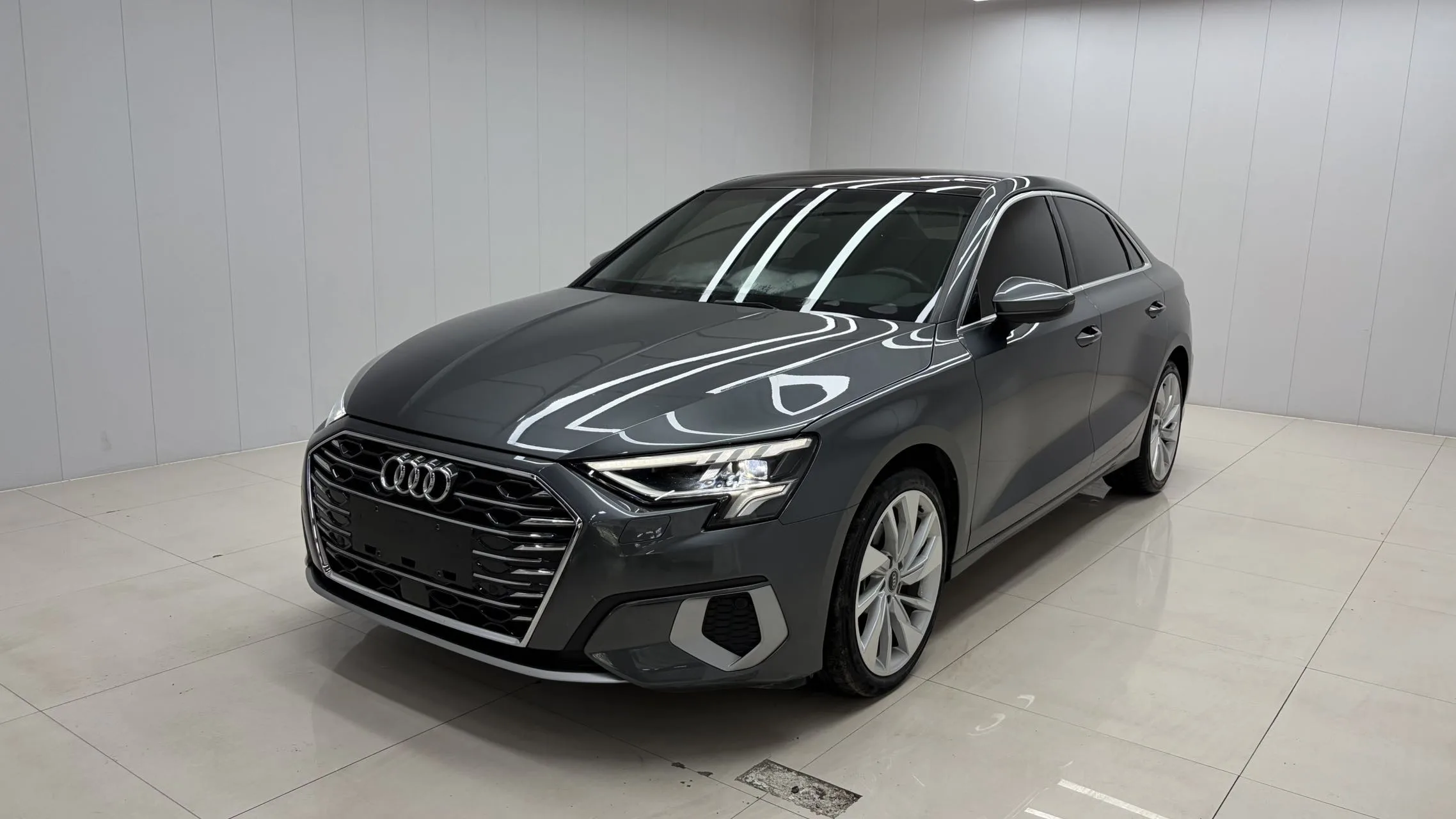 2022 Audi A3 A3L Limousine 35 TFSI Fashionable Elegant Model