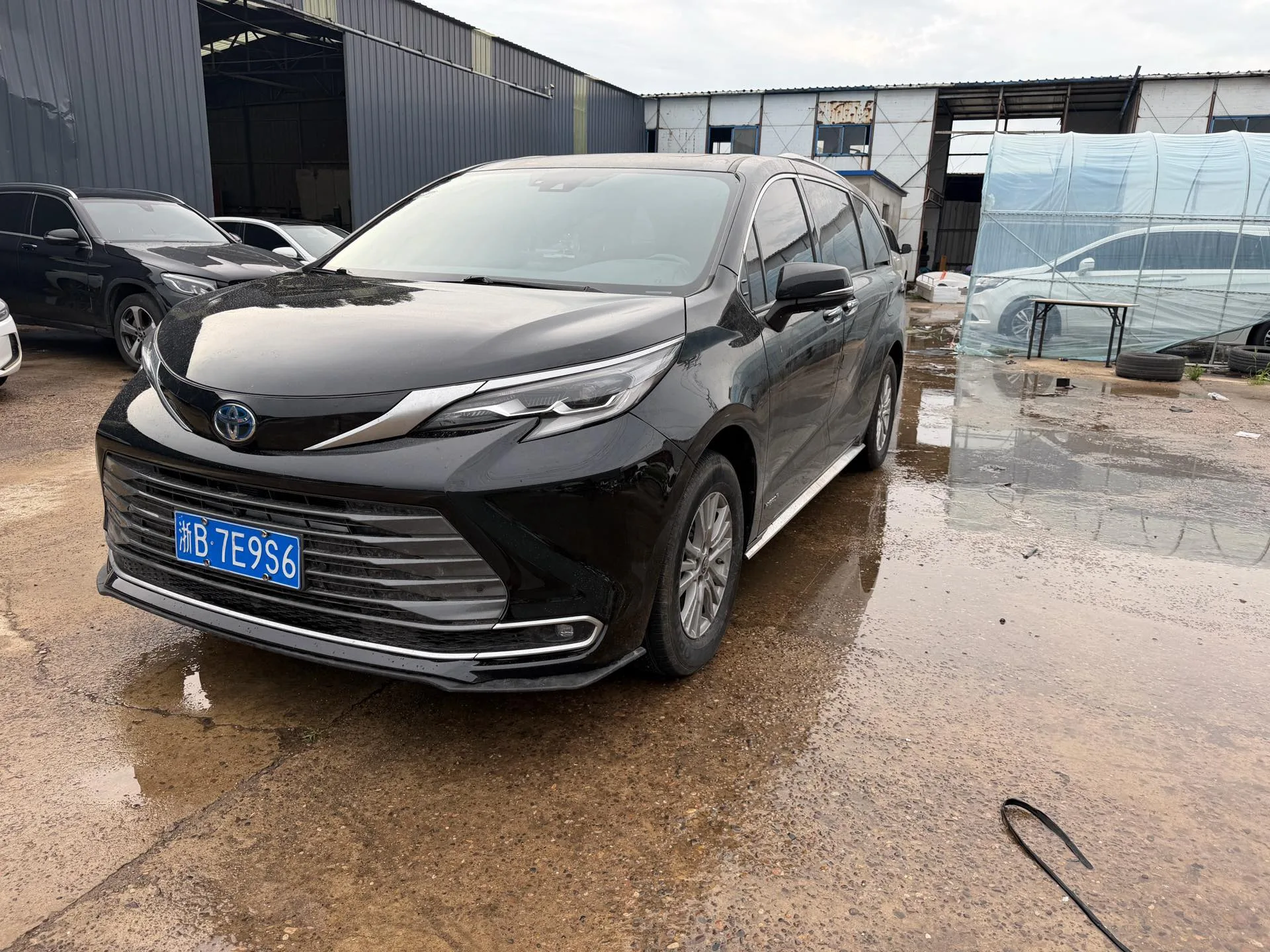 2021 Sienna 2.5L Hybrid Premium Edition