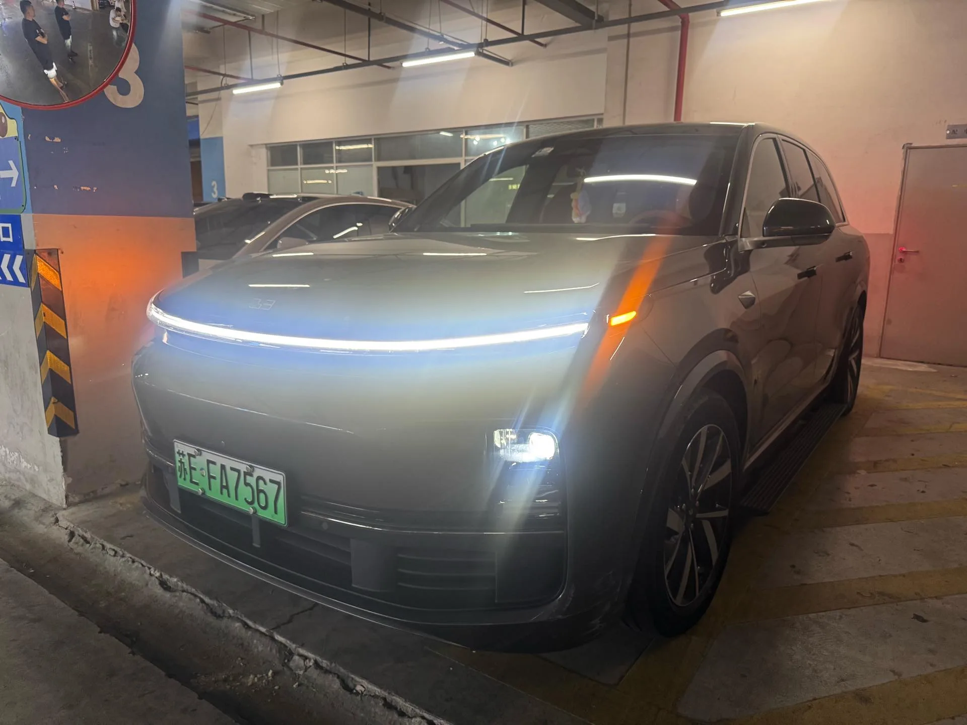Li Auto L8 2023 Pro