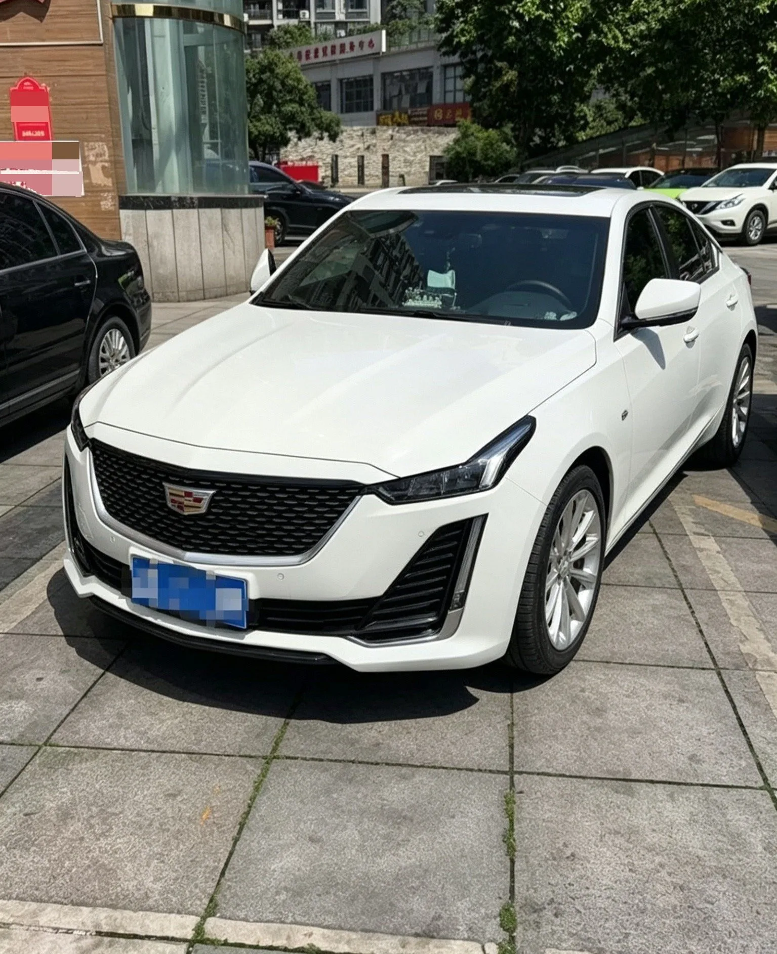 2023 Cadillac CT5 28T Luxury (Standard Edition)