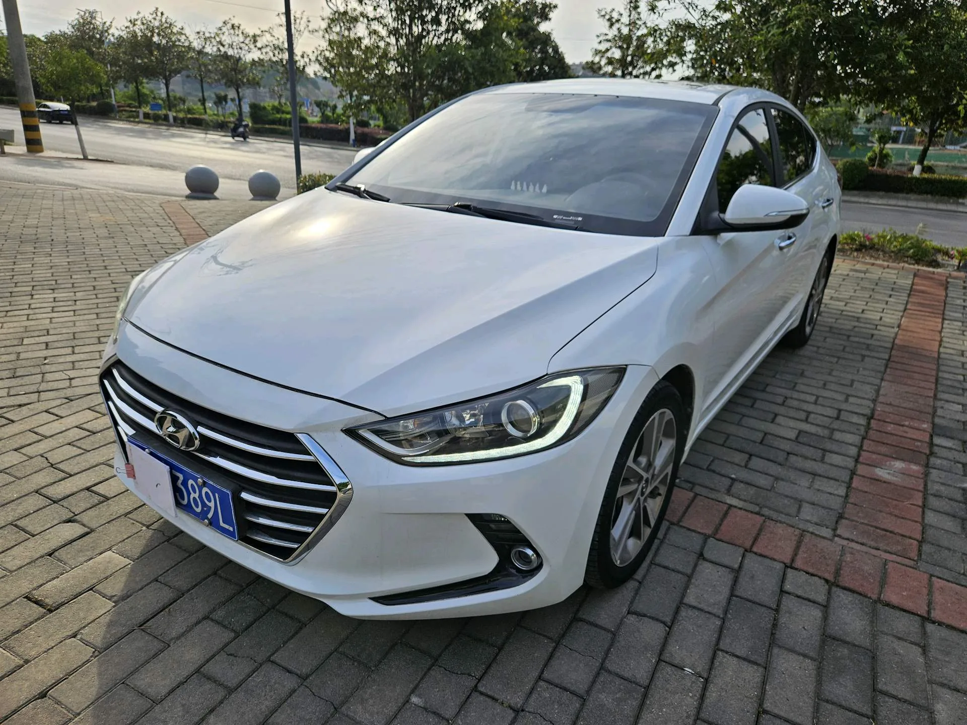 Hyundai Elantra 2016 1.6L Automatic Smart Elite Edition
