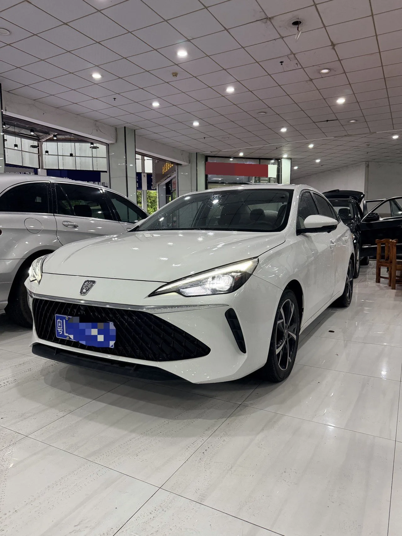 Roewe i5 2023 1.5L CVT Prestige Edition