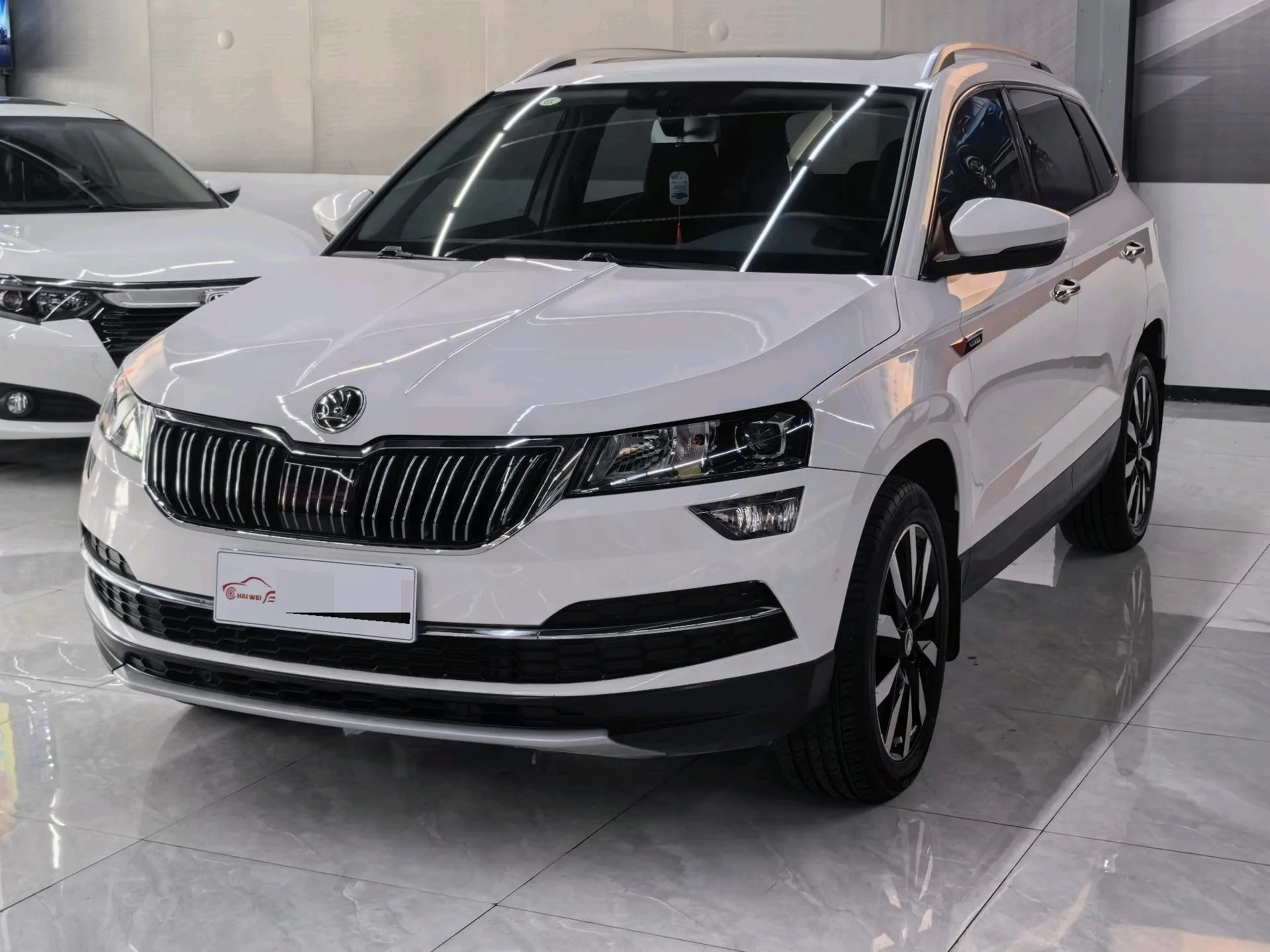 Karoq 2021 TSI280 Luxury Edition