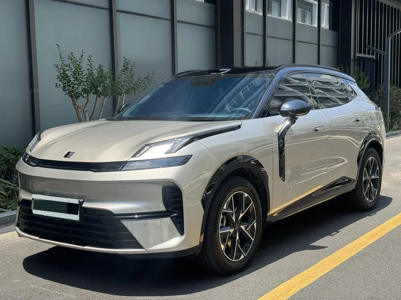 Lynk & Co 2026 Lynk & Co 08 EM-P 1.5T 160km Long Range Max Automatic