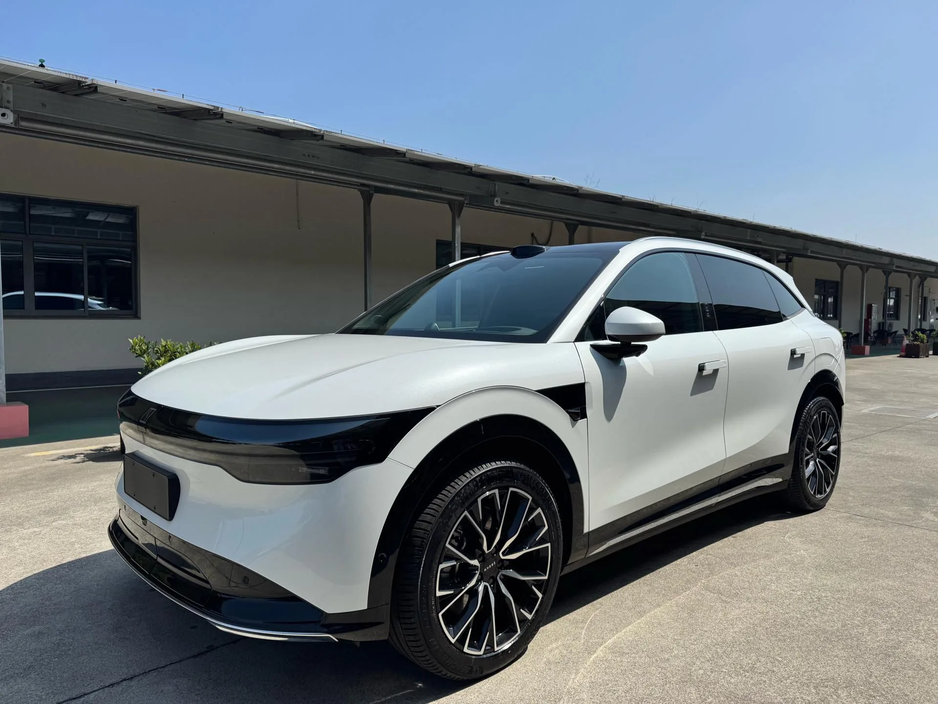 JiKrypton 2025 Model JiKrypton 7X 75kWh Rear-Wheel Drive Intelligent Driving Edition Automatic