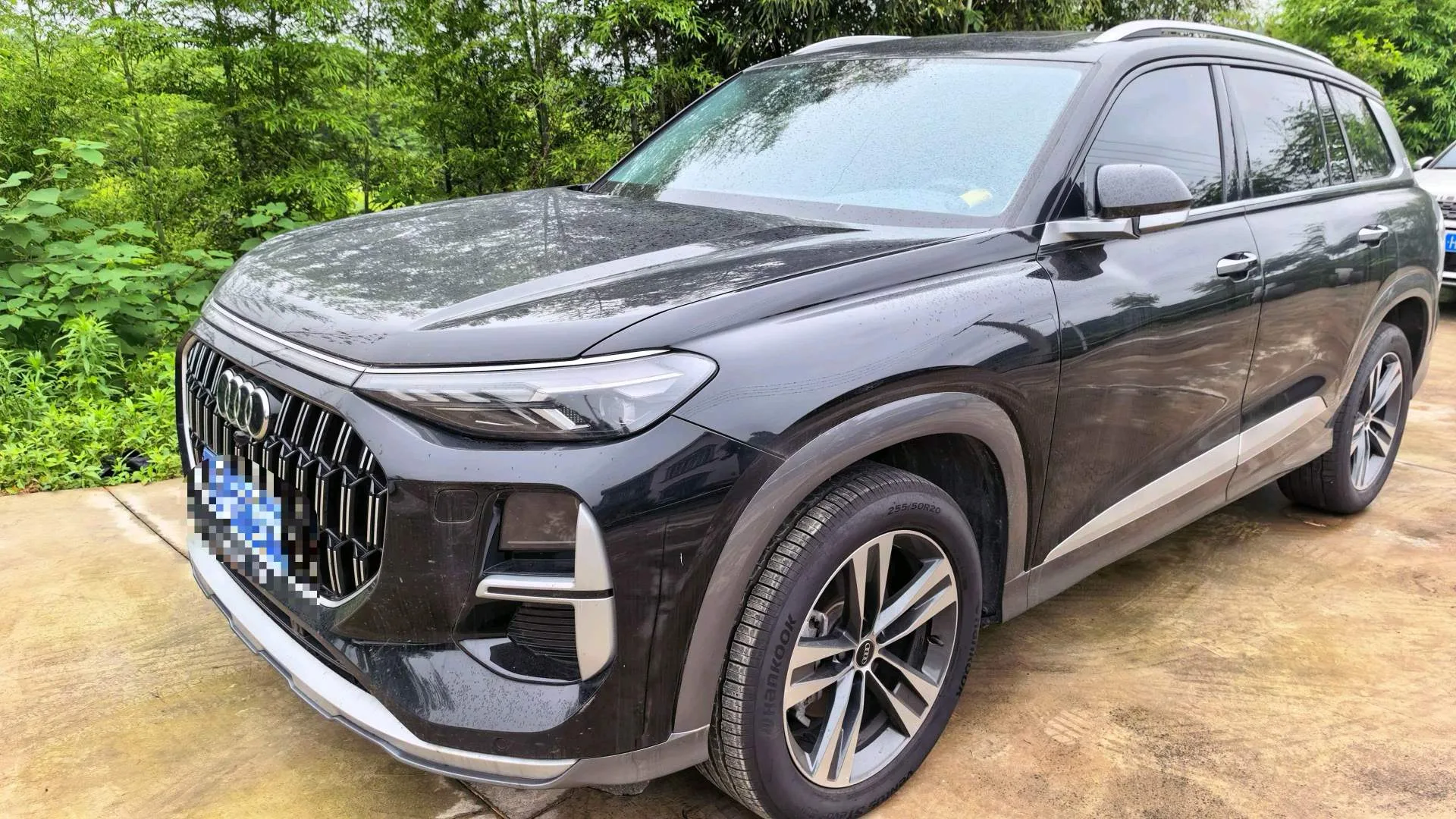 2025 Audi Q6 2.0 TFSI 40 TFSI Quattro Anniversary Edition Yulin Package 7-Seater Automatic