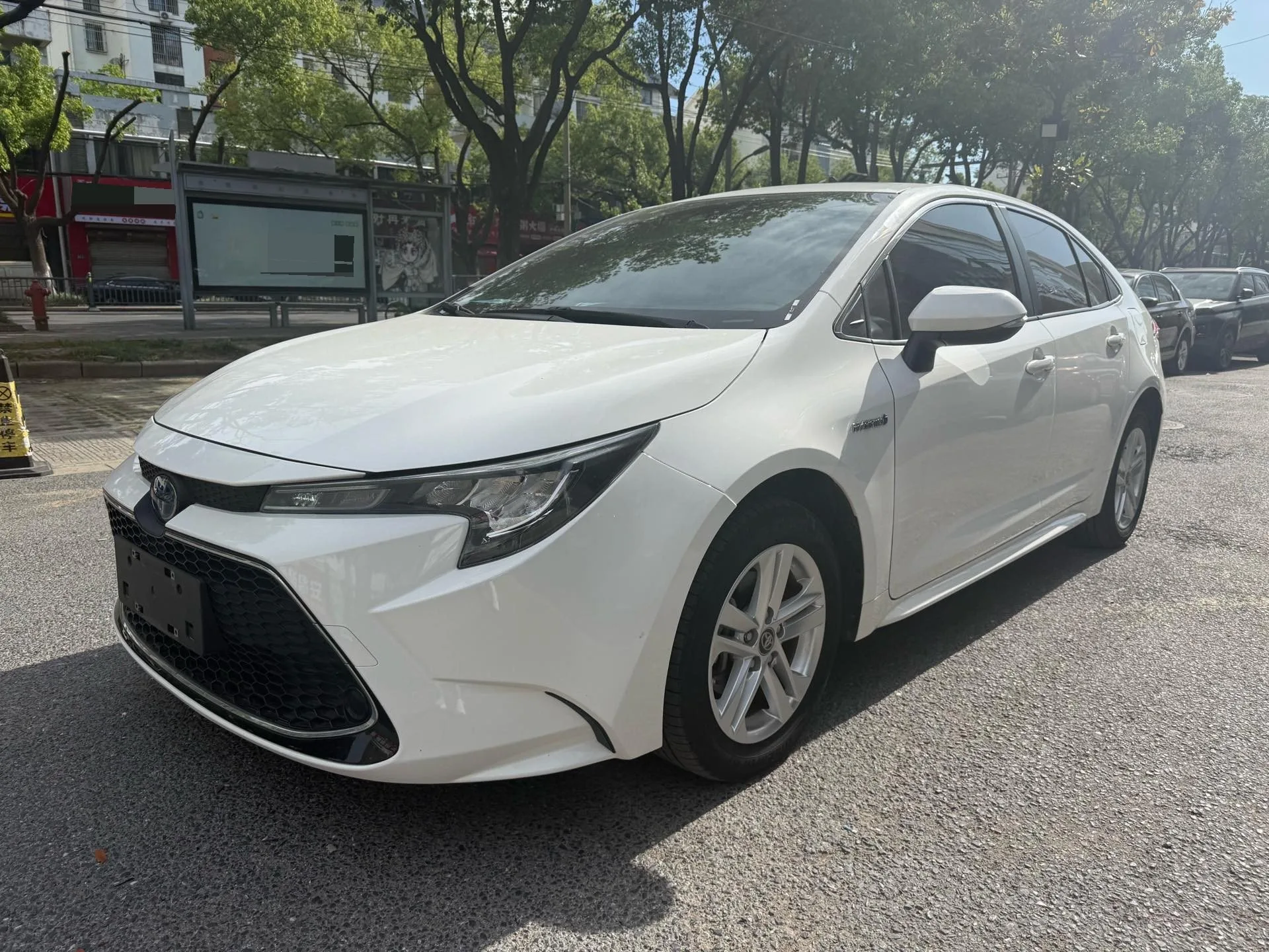 Levin 2022 Hybrid 1.8H E-CVT Luxury Edition