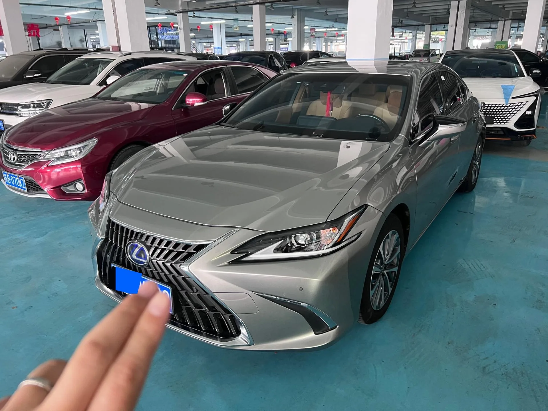 Lexus ES 2021 300h Premium Edition