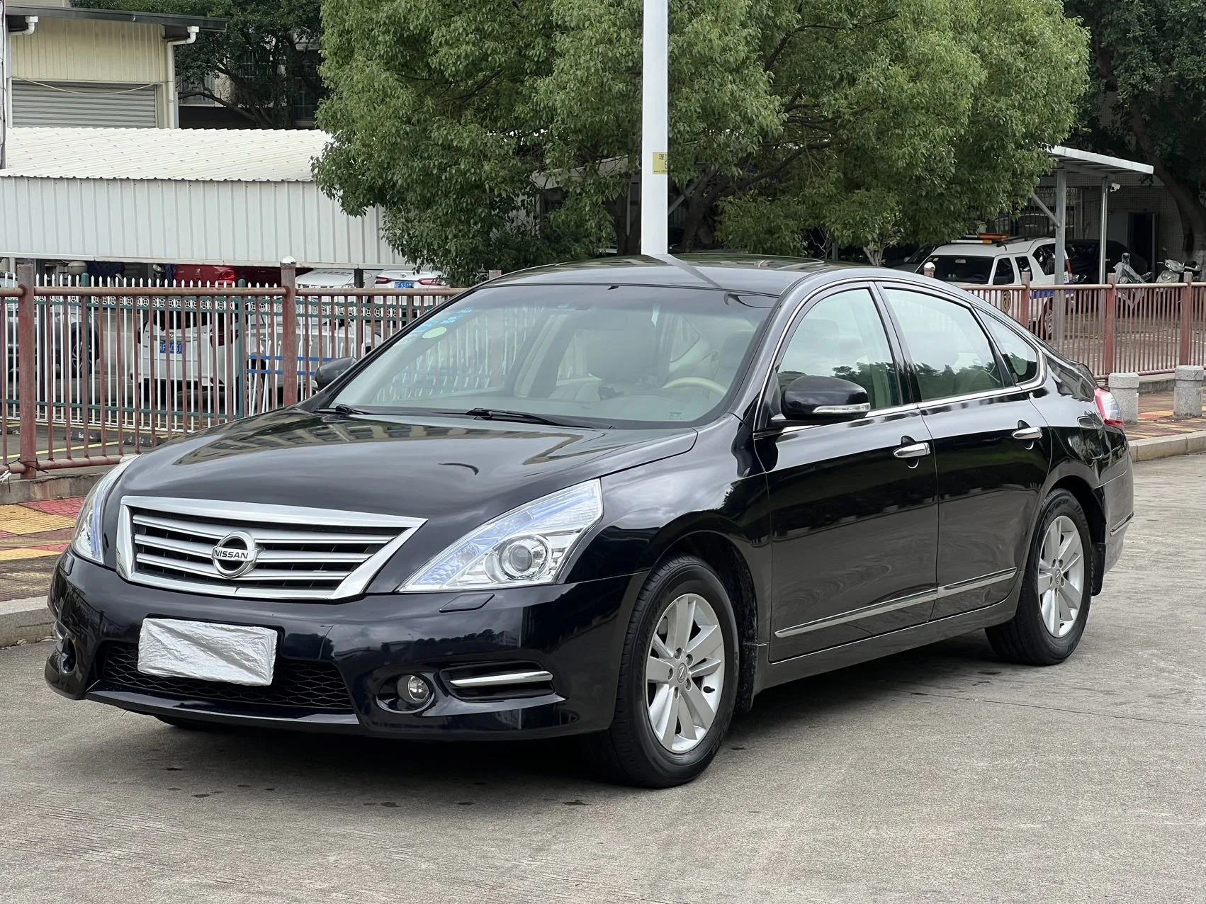 Teana 2011 2.5L XL Leading Edition
