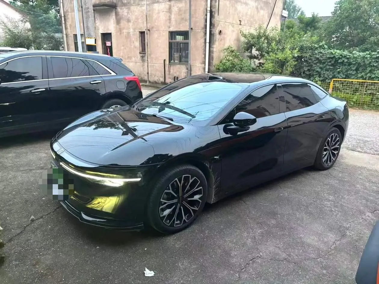 Jike 2025 Model Jike 007 Rear-Wheel Drive Intelligent Driving Edition 75kWh Automatic
