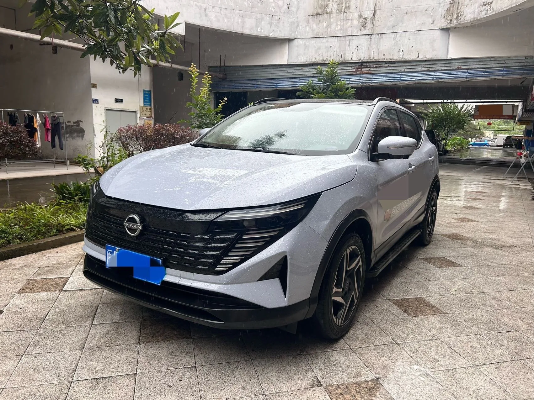 Nissan 2025 Qashqai Honor 2.0 CVT Honor XV+ Leading Edition Automatic