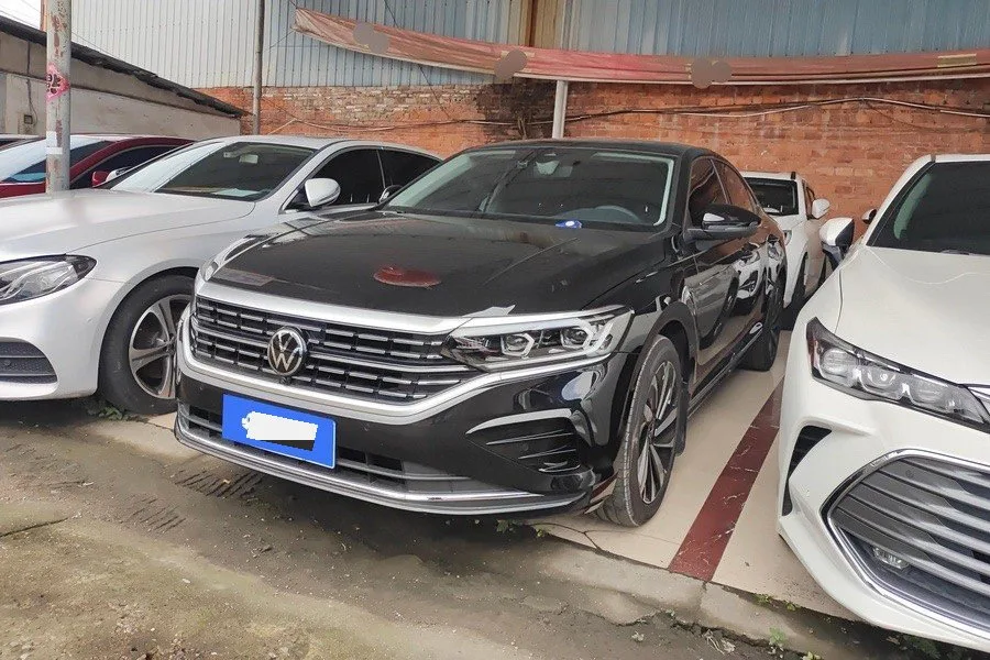 Volkswagen 2025 Passat 2.0TSI 380TSI Outstanding Edition Dragon Edition Automatic