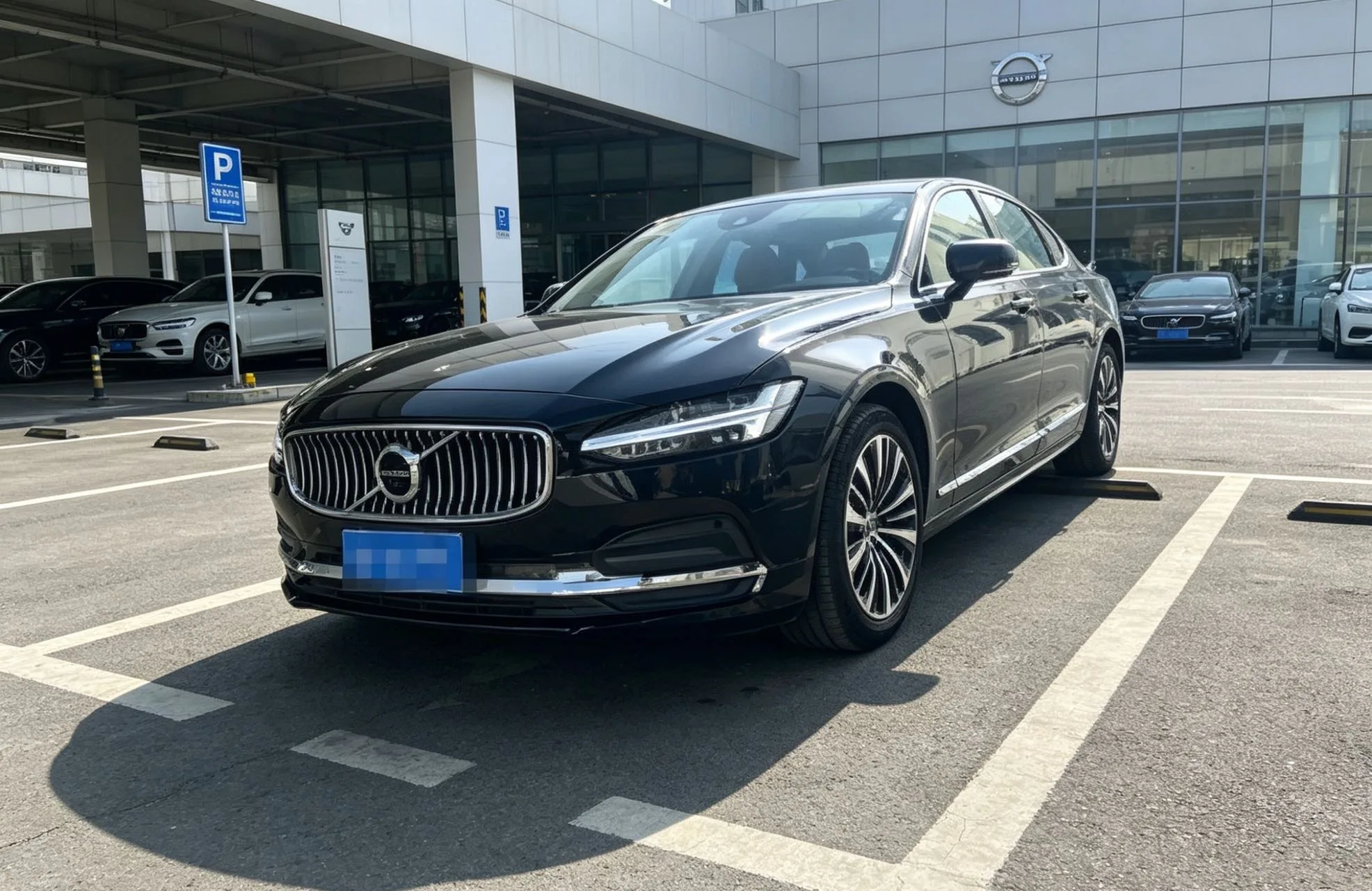 2025 Volvo S90 48V 2.0T B5 Inscription Luxury Edition Automatic