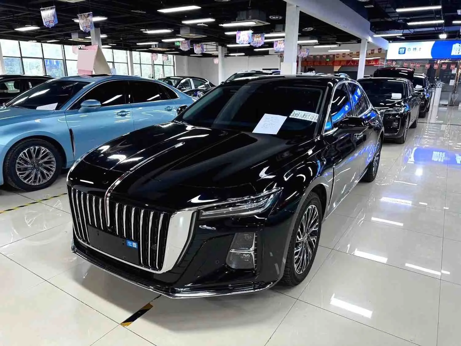 Hongqi 2025 H5 2.0T Flagship 500,000th Unit Commemorative Edition Automatic Transmission