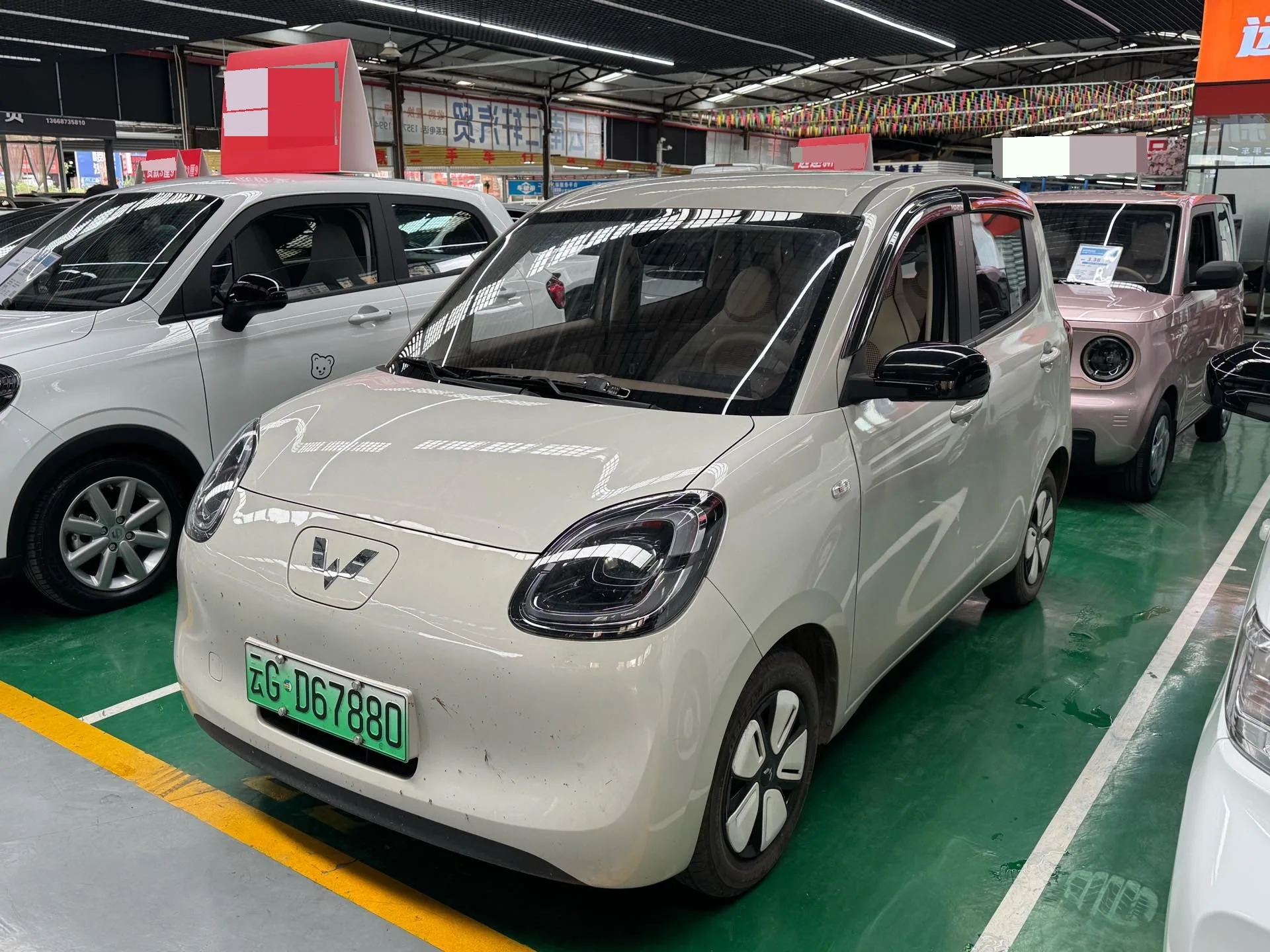 Wuling 2025 Hongguang MINI EV Four-Door Advanced Model Automatic