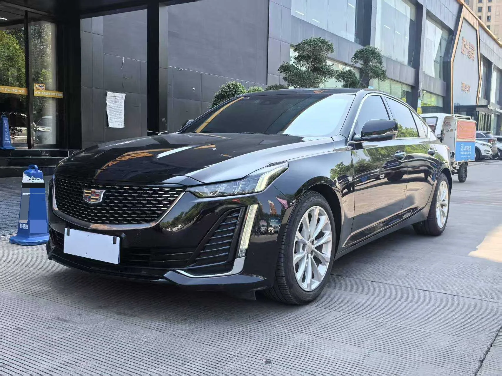 Cadillac CT5 2022 28T Luxury (Standard Edition)