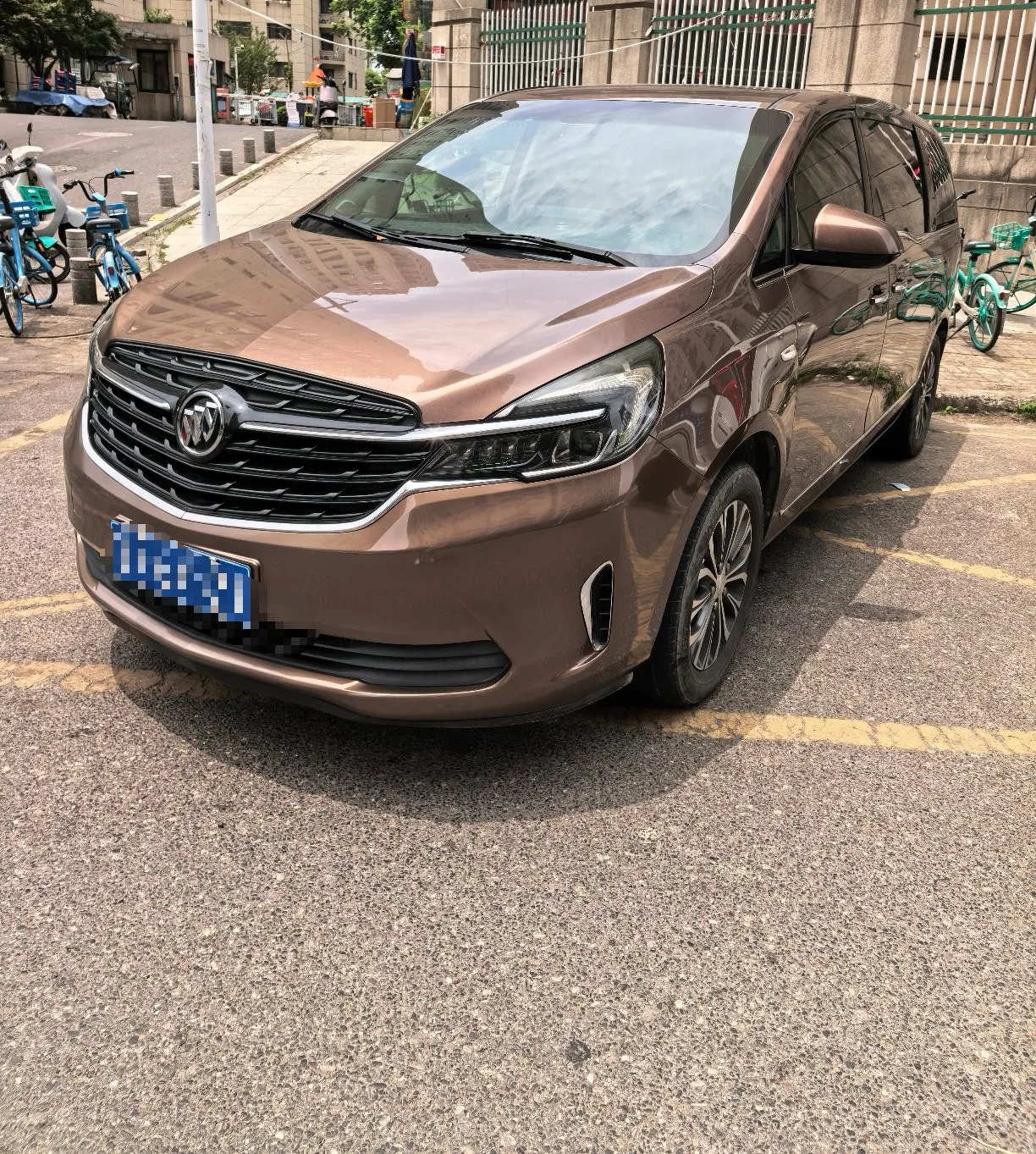Buick GL8 2021 Land Business Class 652T Luxury