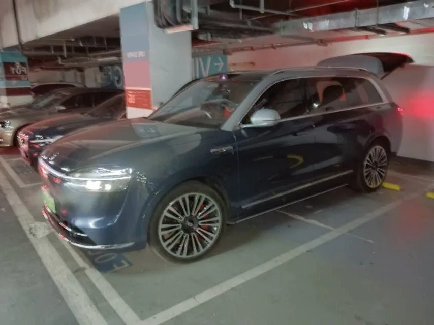 AITO 2024 Model M9 Extended Range Max Edition 42kWh 5-Seater Automatic