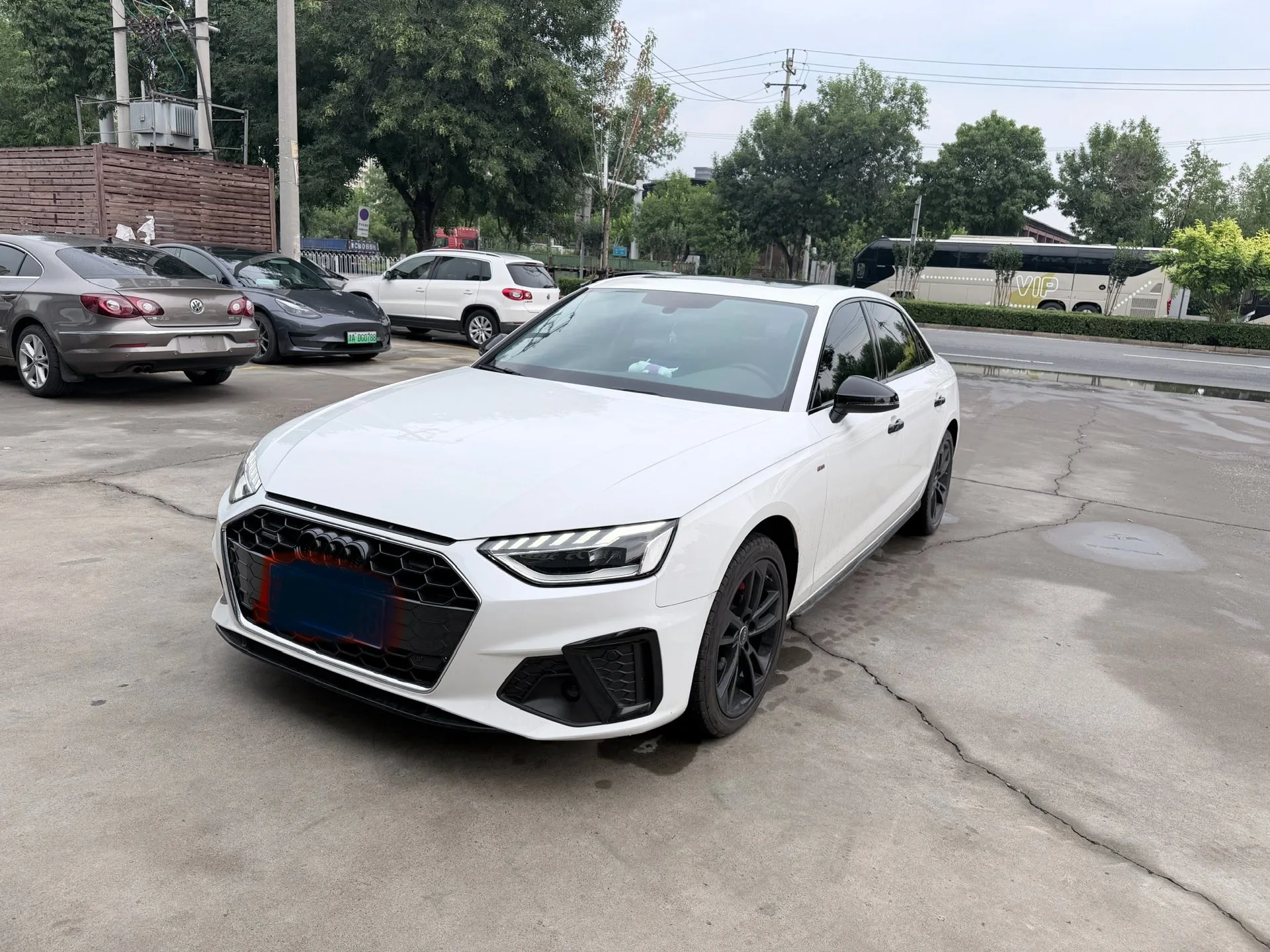 Audi A4L 2023 40 TFSI Fashion Dynamic Edition