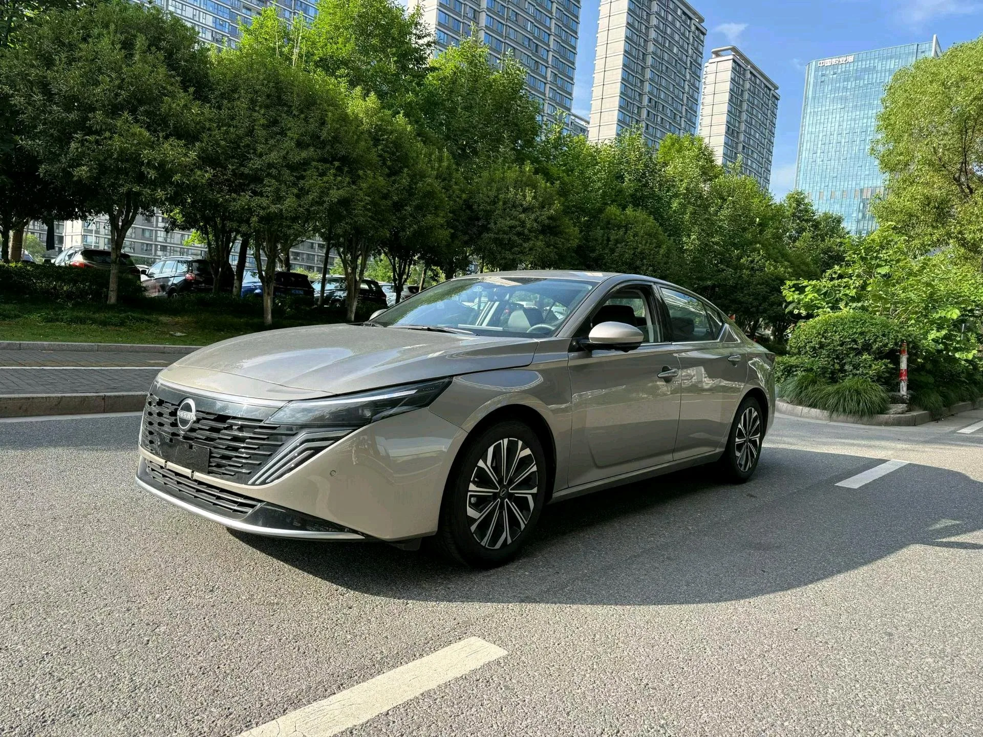 2026 Nissan Teana 2.0 CVT with HarmonyOS Cockpit Intelligent Comfort Edition (Automatic Transmission)