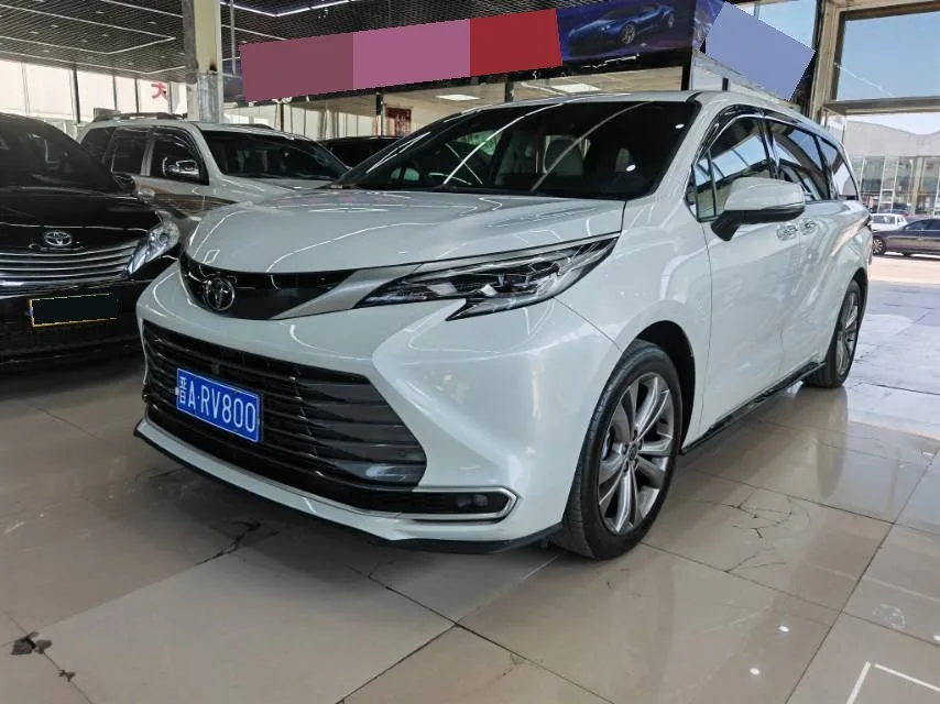 2026 Toyota Sienna 2.5L CVT 2WD Premium Edition (Automatic Transmission)