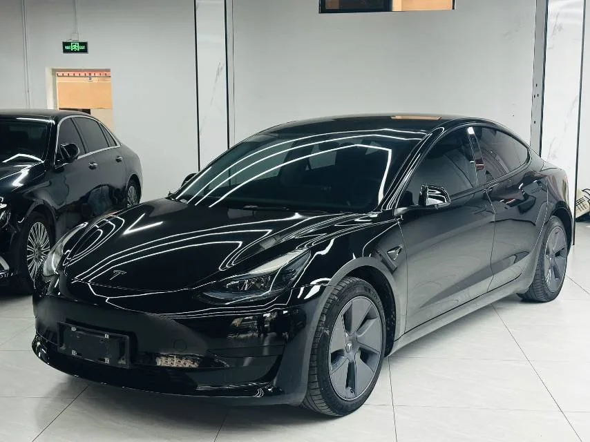 Model 3 2022 Rear-Wheel Drive